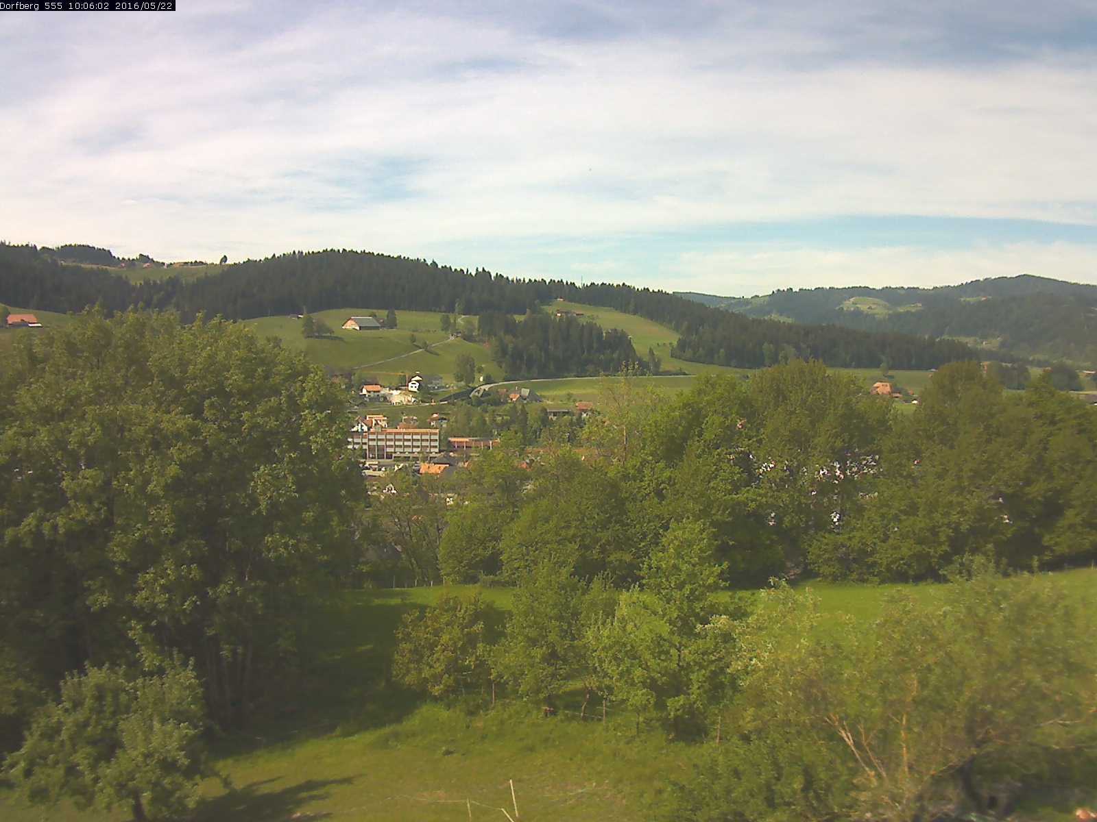 Webcam-Bild: Aussicht vom Dorfberg in Langnau 20160522-100601