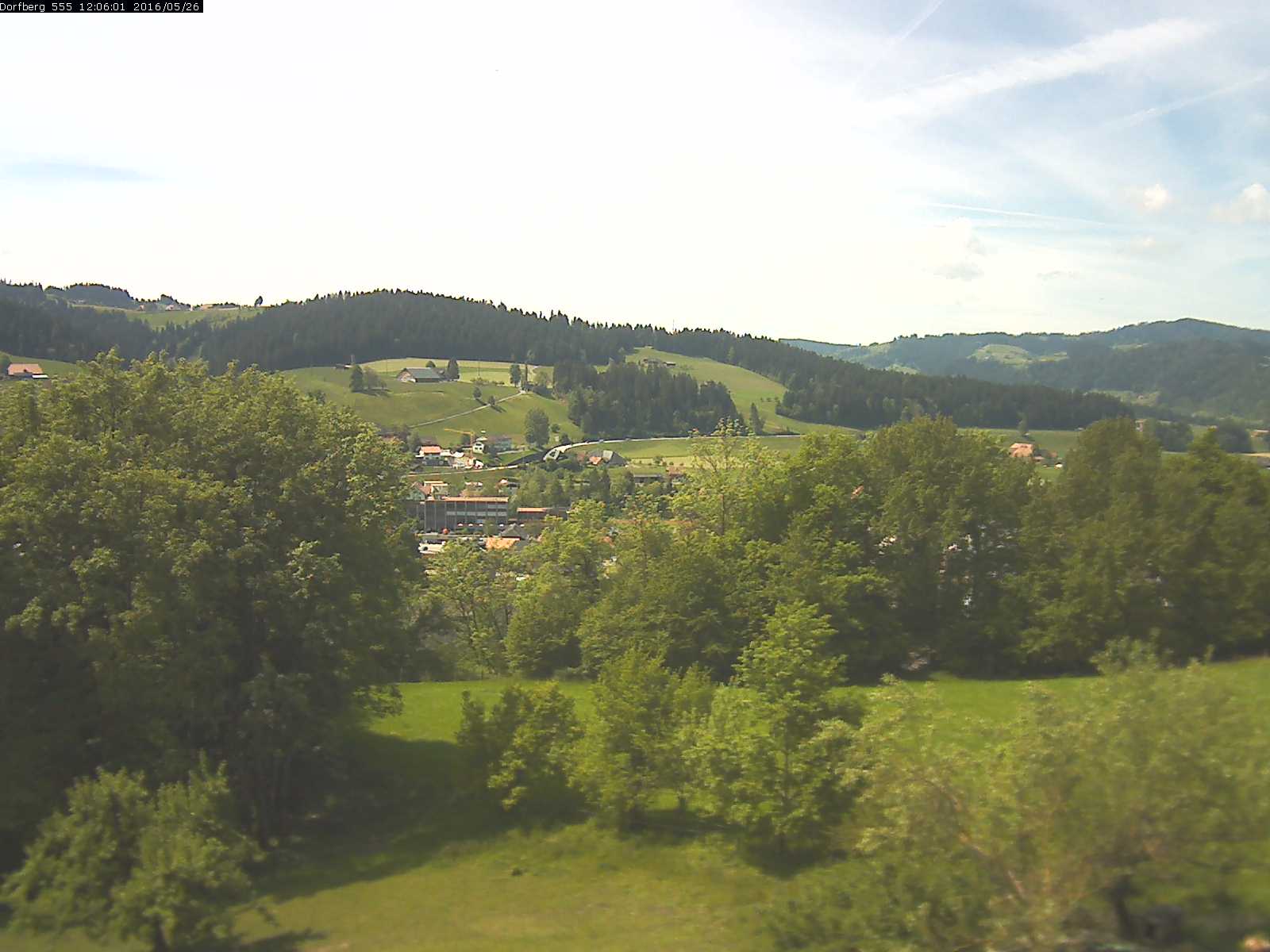 Webcam-Bild: Aussicht vom Dorfberg in Langnau 20160526-120601
