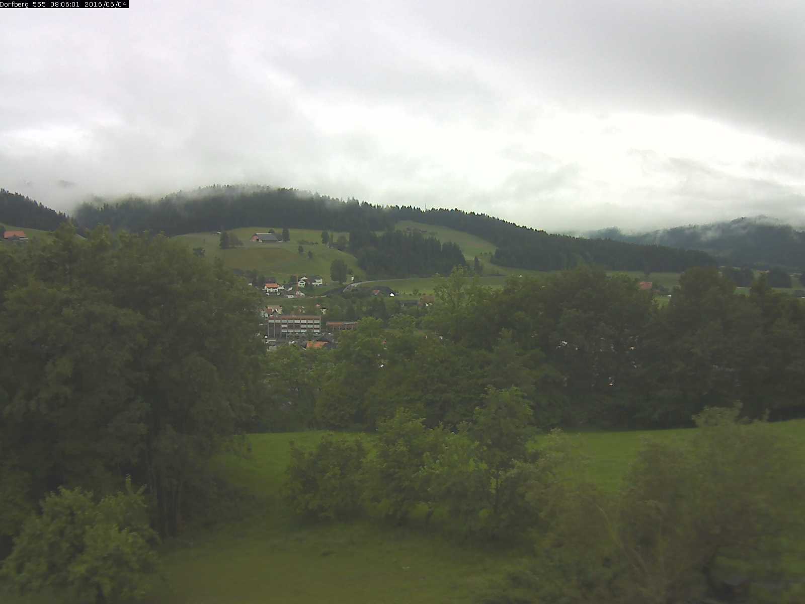 Webcam-Bild: Aussicht vom Dorfberg in Langnau 20160604-080601