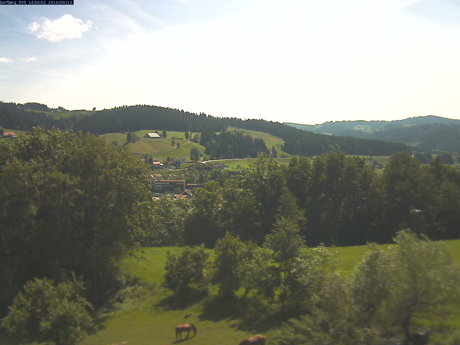 Webcam-Bild: Aussicht vom Dorfberg in Langnau 20160610-160601