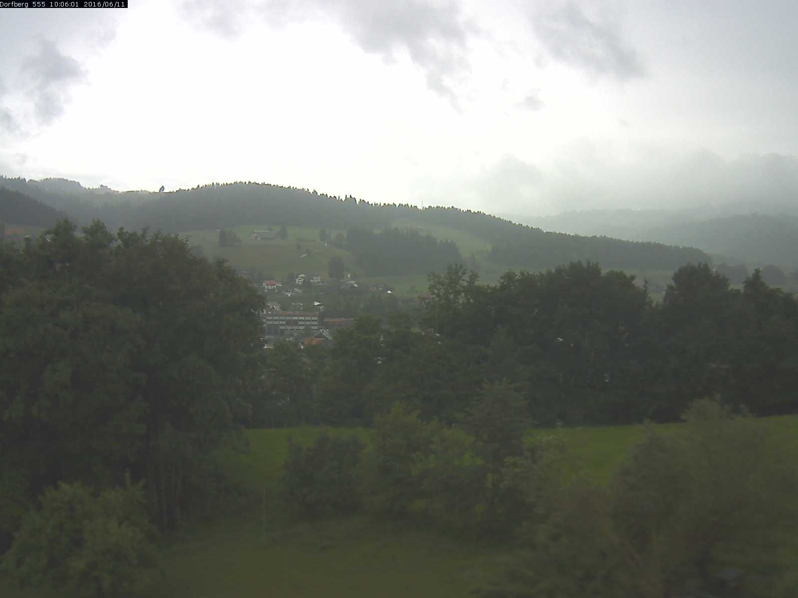 Webcam-Bild: Aussicht vom Dorfberg in Langnau 20160611-100601