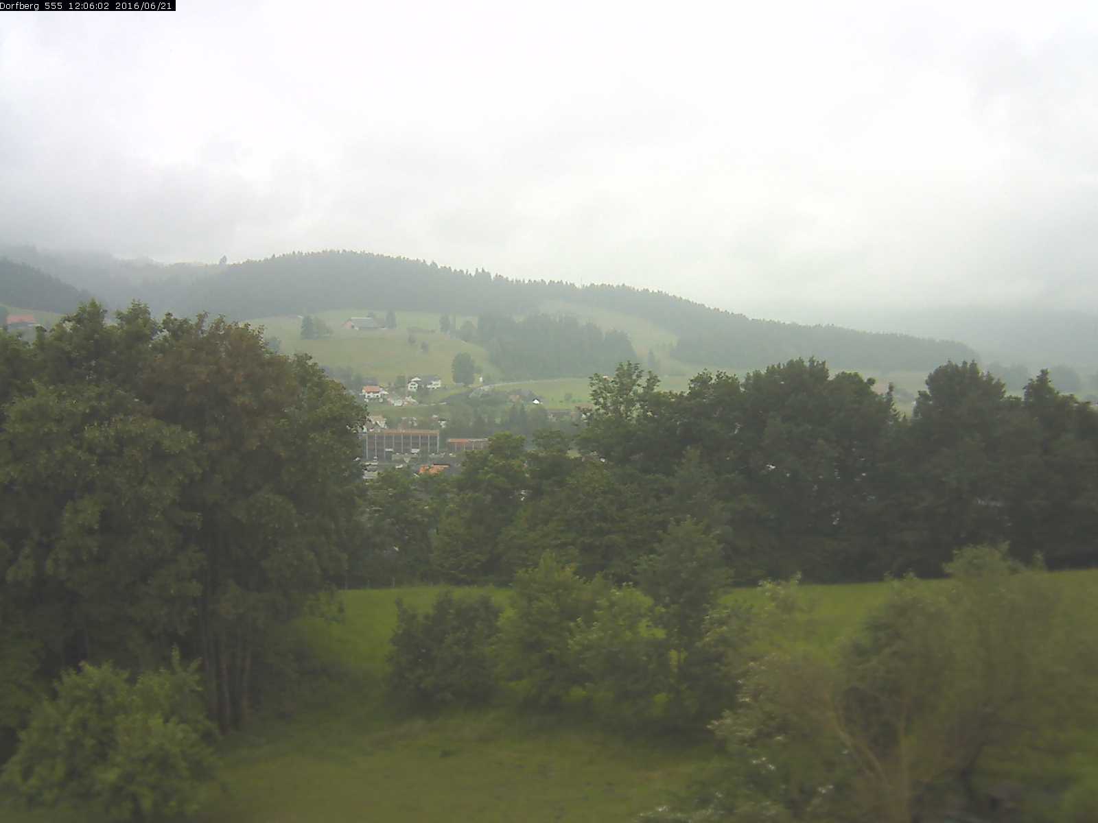 Webcam-Bild: Aussicht vom Dorfberg in Langnau 20160621-120601