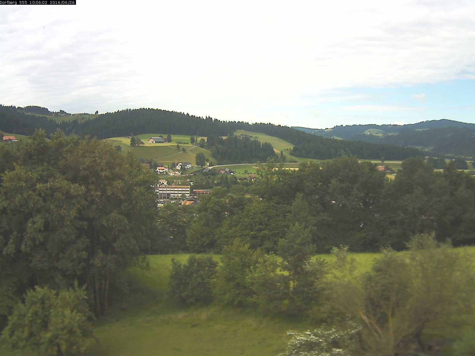 Webcam-Bild: Aussicht vom Dorfberg in Langnau 20160626-100601