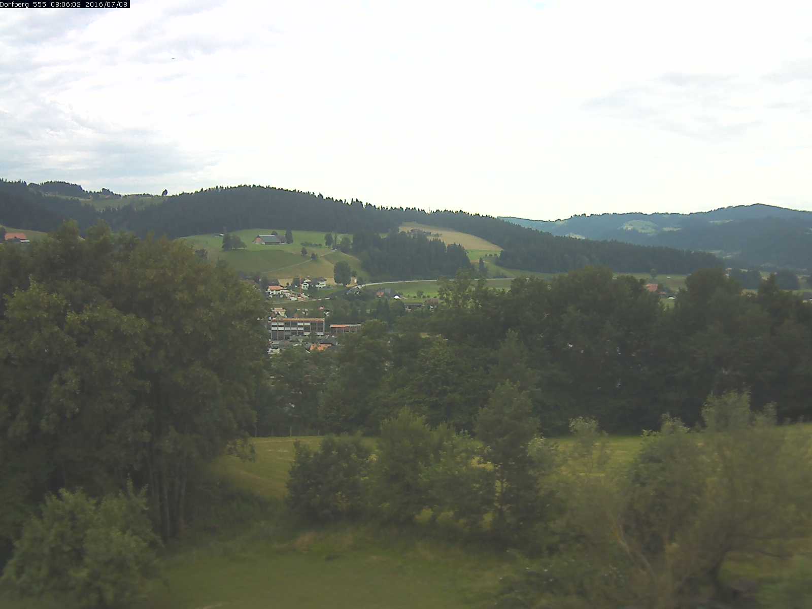 Webcam-Bild: Aussicht vom Dorfberg in Langnau 20160708-080601