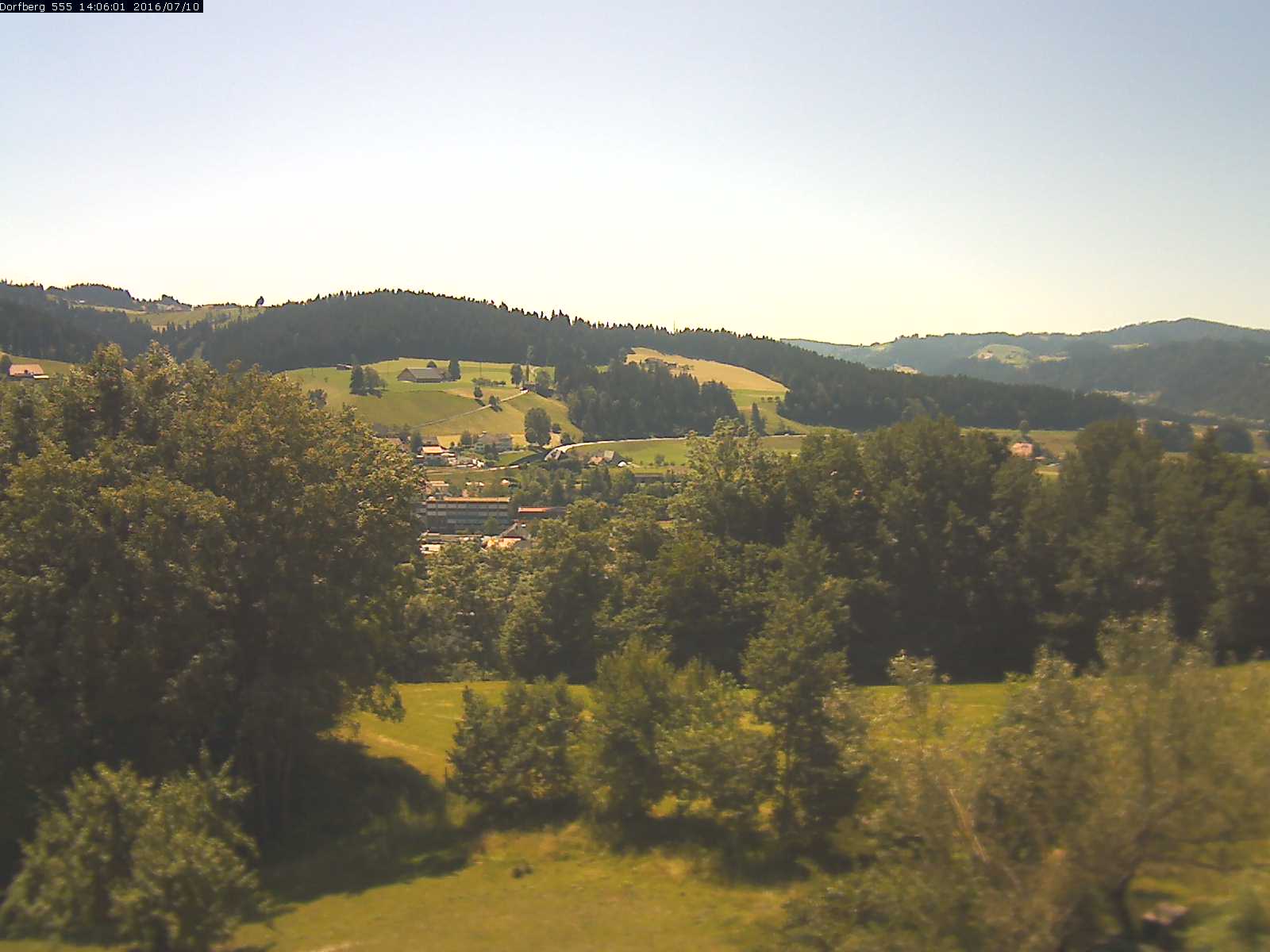 Webcam-Bild: Aussicht vom Dorfberg in Langnau 20160710-140601