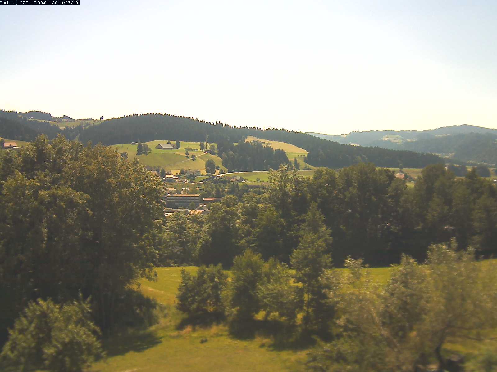 Webcam-Bild: Aussicht vom Dorfberg in Langnau 20160710-150601