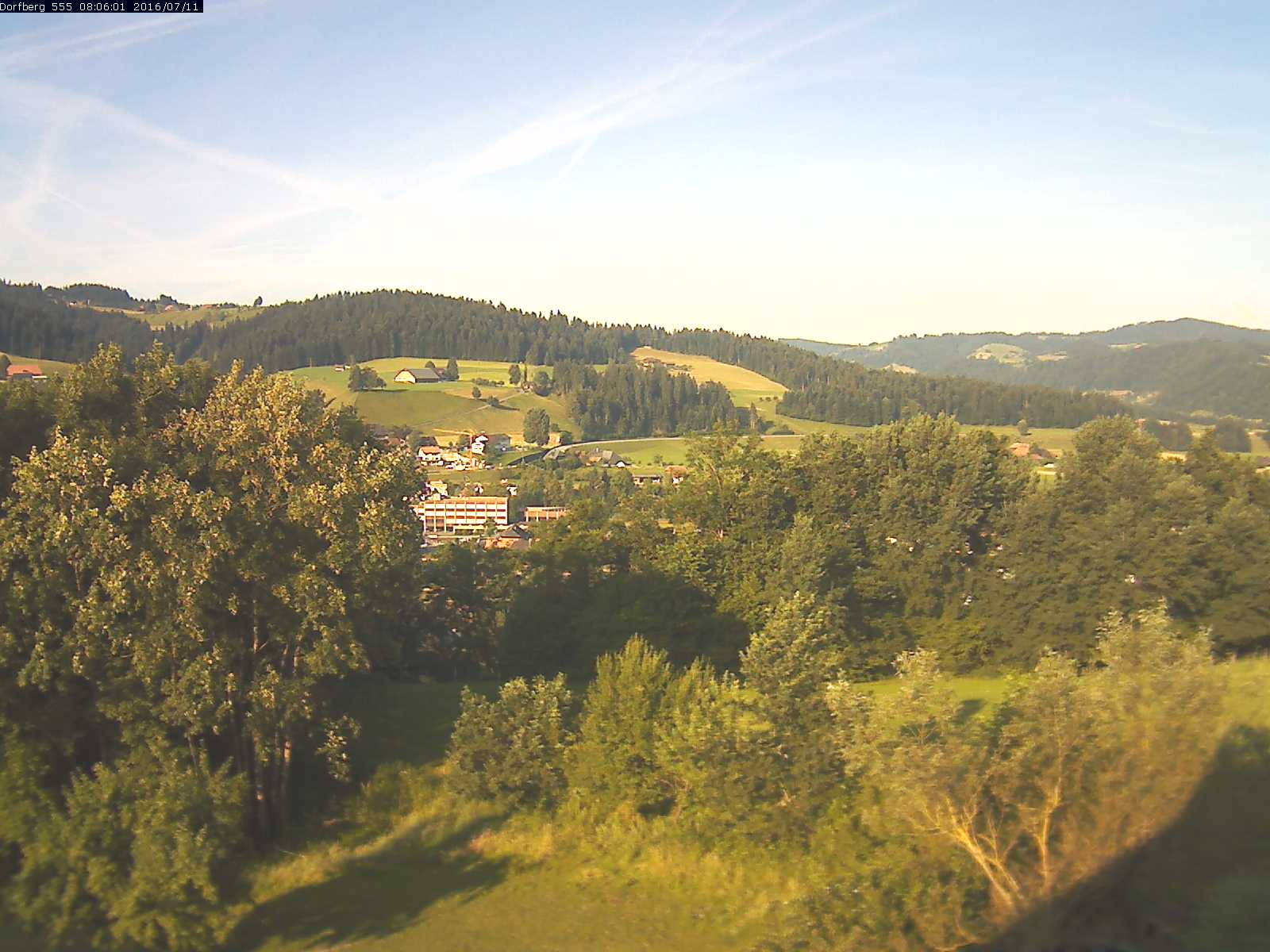 Webcam-Bild: Aussicht vom Dorfberg in Langnau 20160711-080601