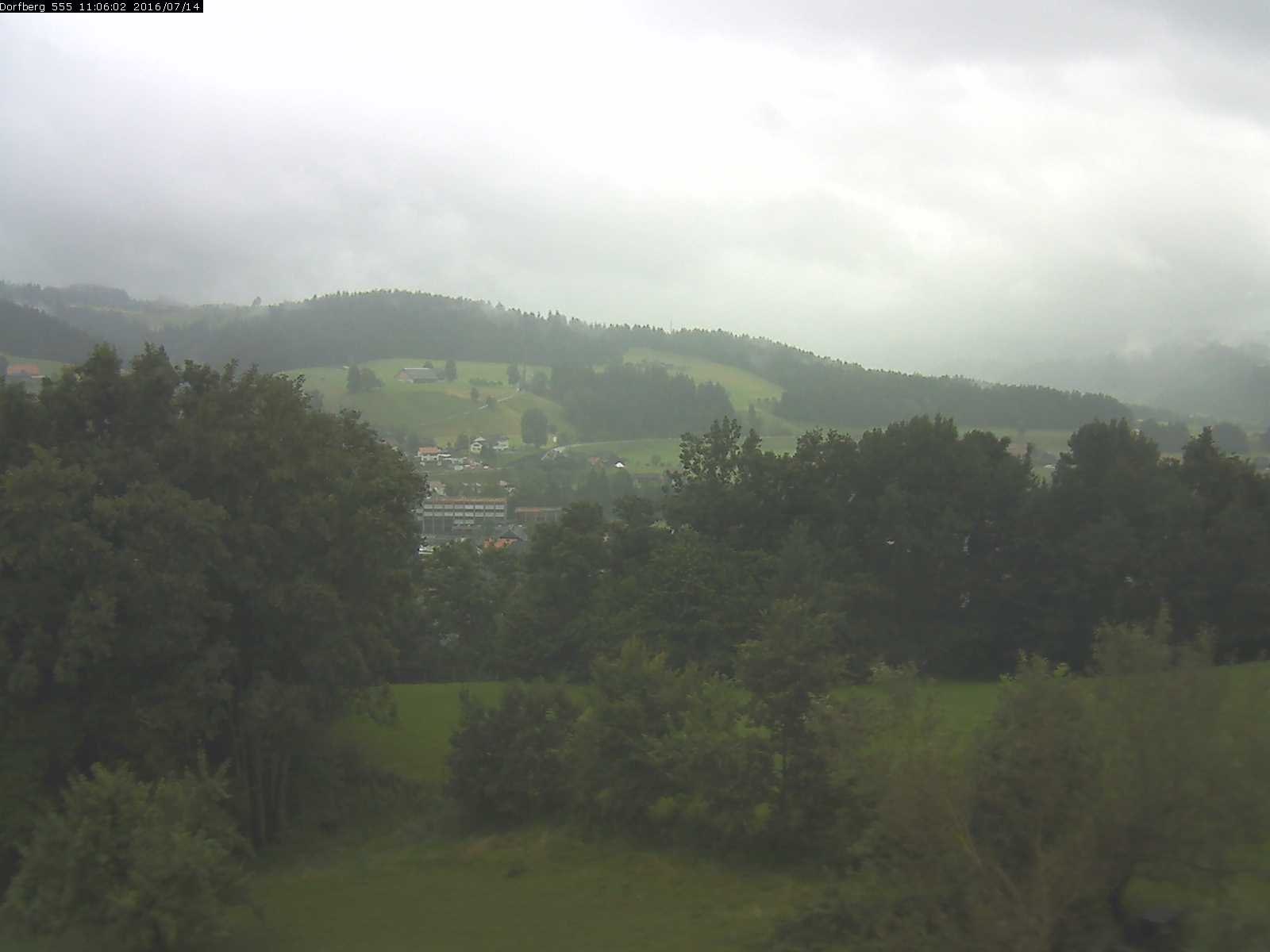Webcam-Bild: Aussicht vom Dorfberg in Langnau 20160714-110601