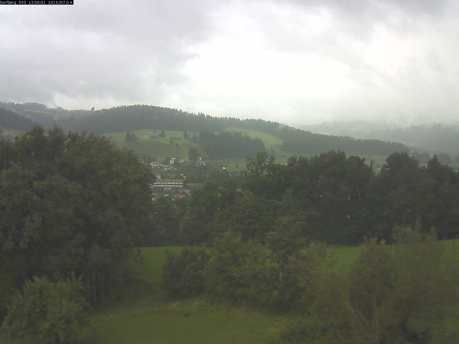 Webcam-Bild: Aussicht vom Dorfberg in Langnau 20160714-120601