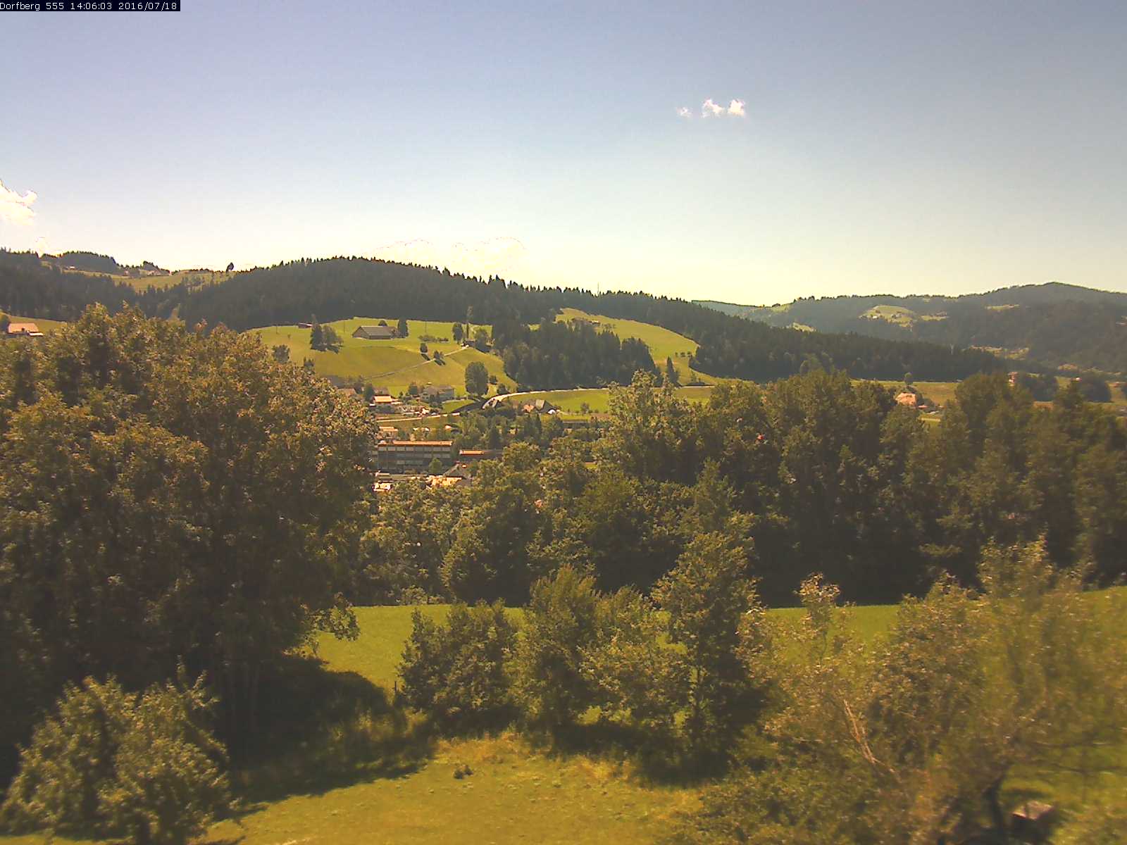 Webcam-Bild: Aussicht vom Dorfberg in Langnau 20160718-140601