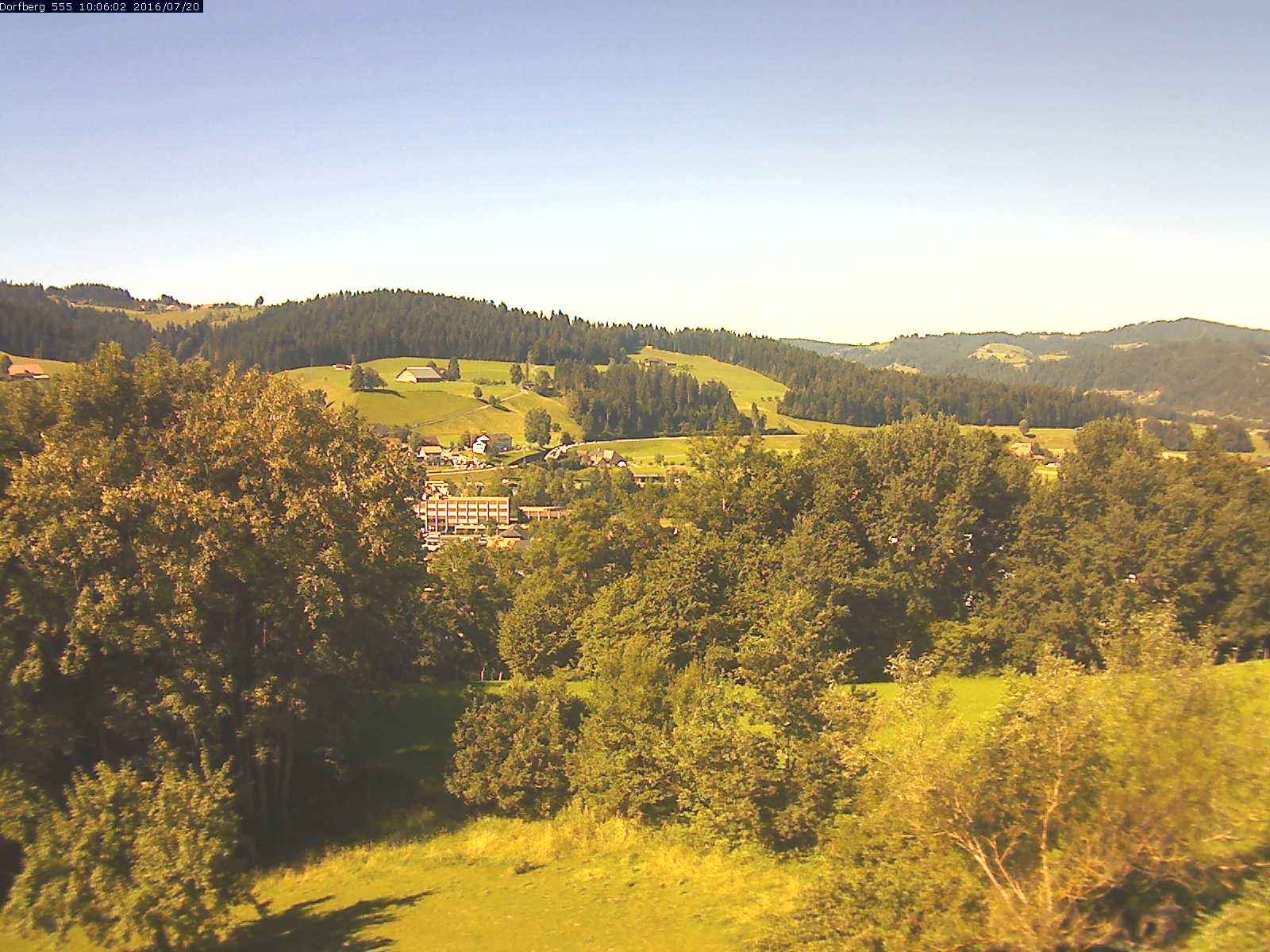 Webcam-Bild: Aussicht vom Dorfberg in Langnau 20160720-100601