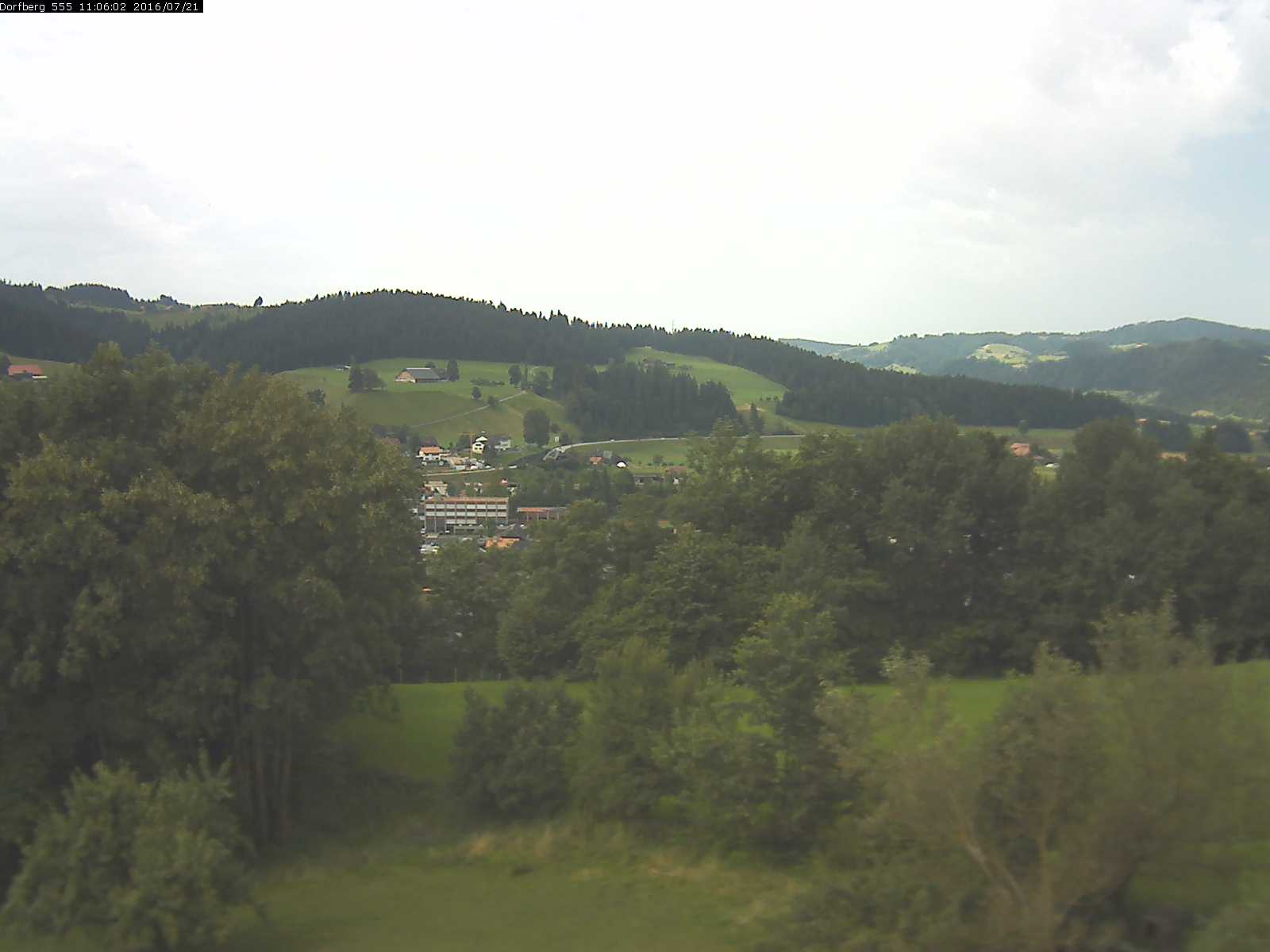 Webcam-Bild: Aussicht vom Dorfberg in Langnau 20160721-110601