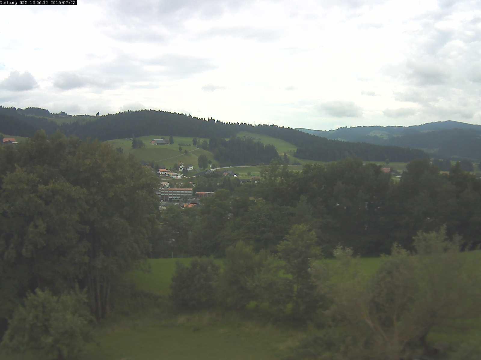 Webcam-Bild: Aussicht vom Dorfberg in Langnau 20160722-150601