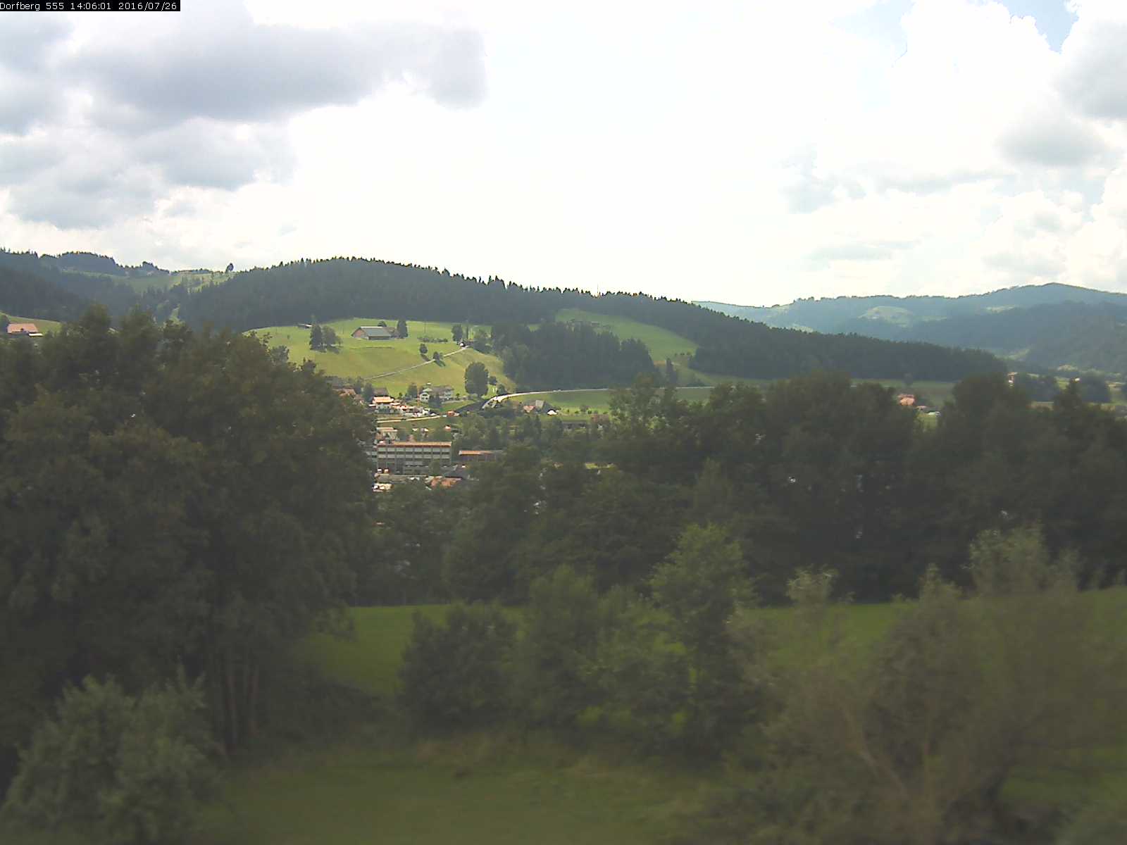 Webcam-Bild: Aussicht vom Dorfberg in Langnau 20160726-140601
