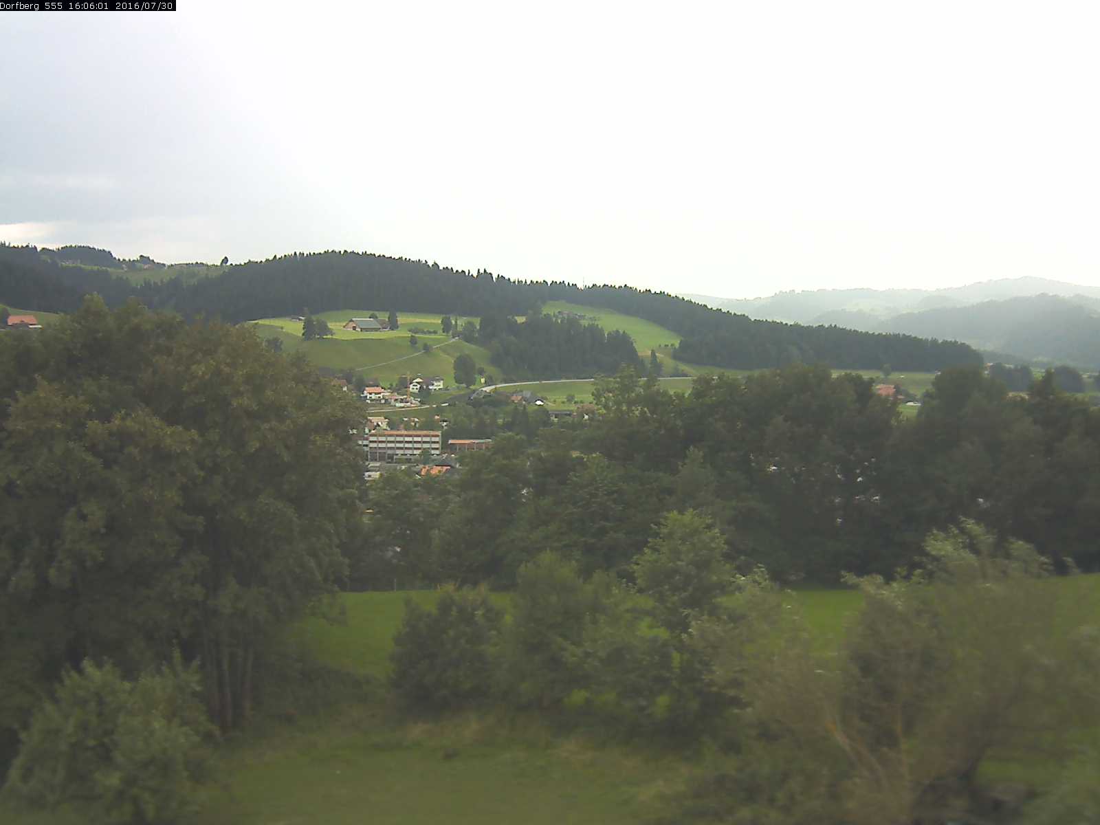 Webcam-Bild: Aussicht vom Dorfberg in Langnau 20160730-160601