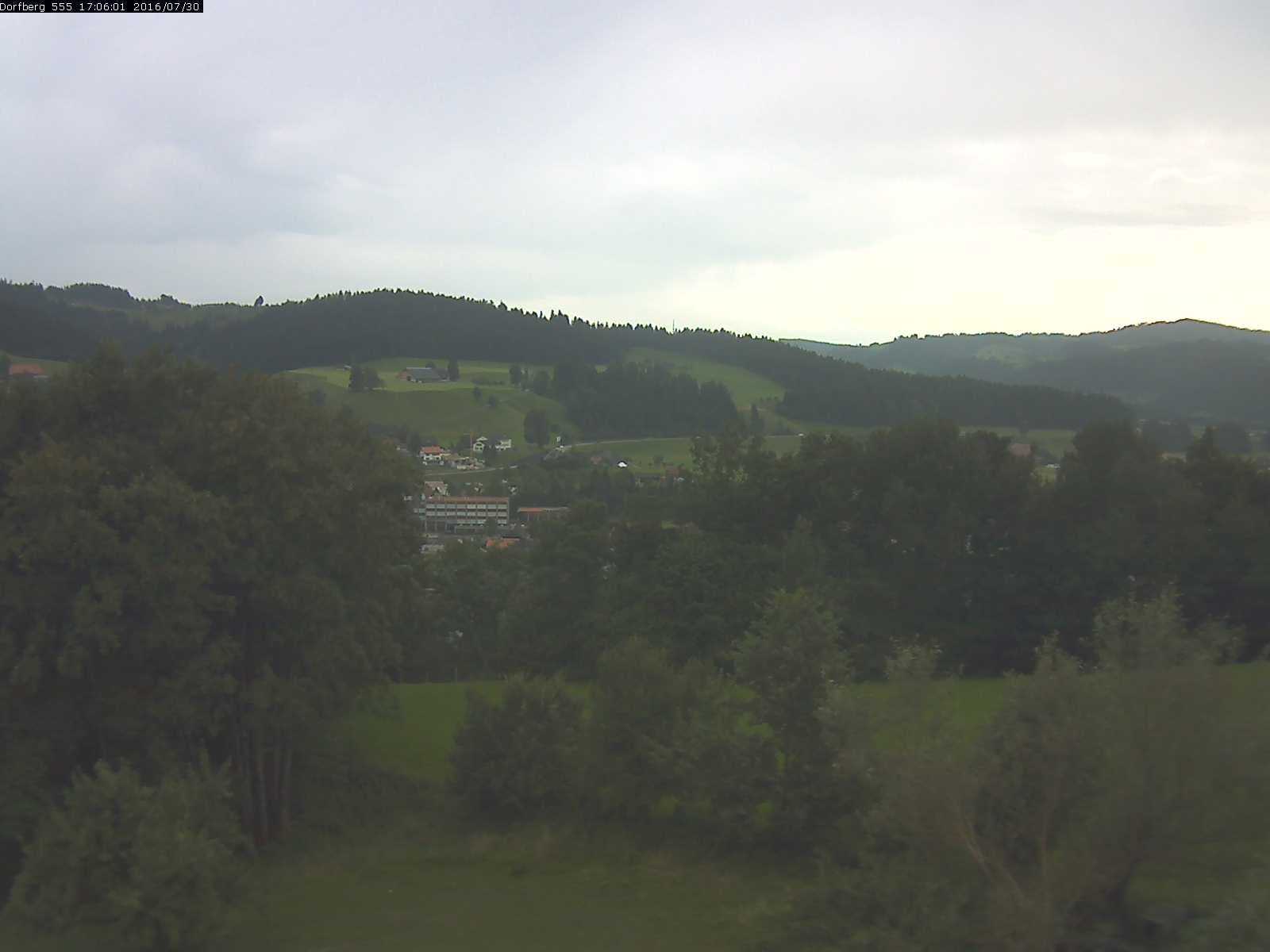 Webcam-Bild: Aussicht vom Dorfberg in Langnau 20160730-170601