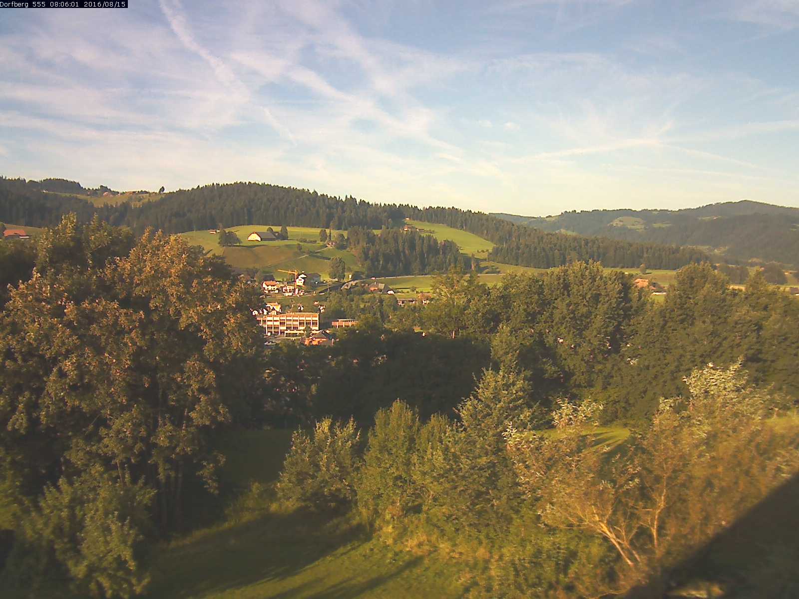 Webcam-Bild: Aussicht vom Dorfberg in Langnau 20160815-080601