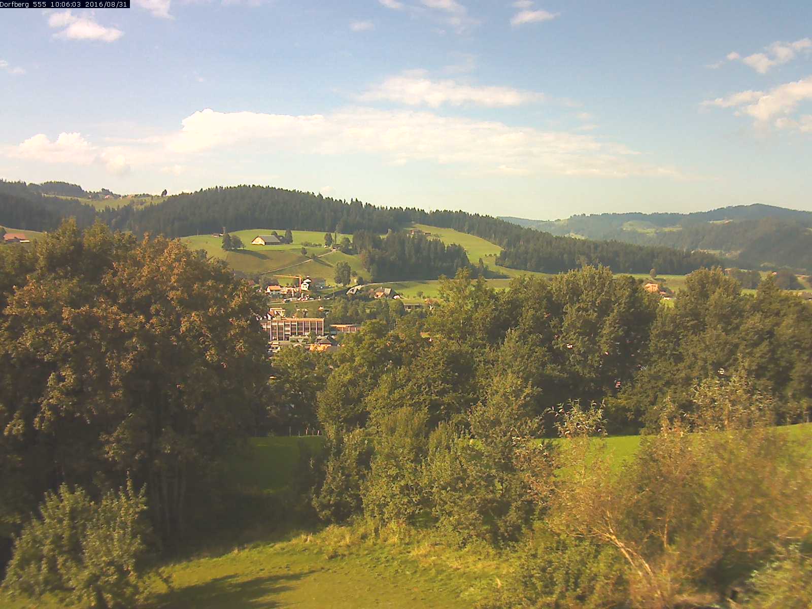 Webcam-Bild: Aussicht vom Dorfberg in Langnau 20160831-100601