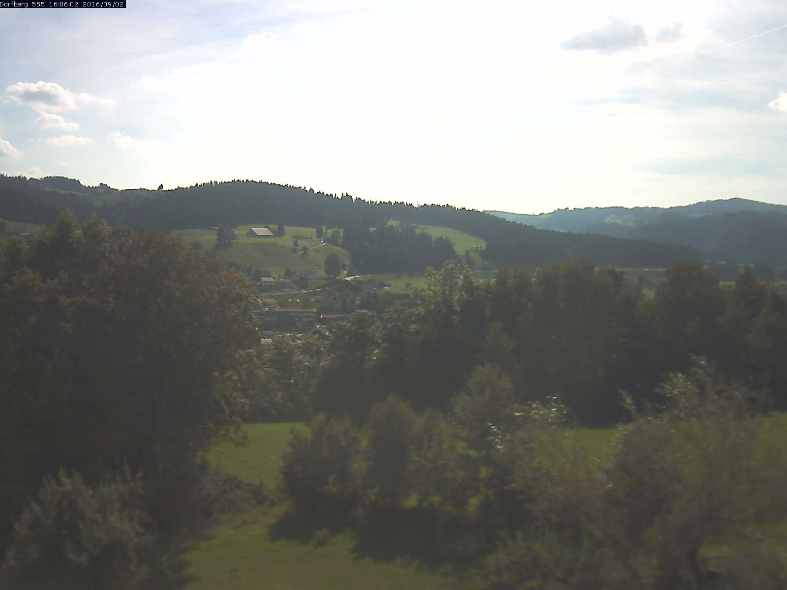 Webcam-Bild: Aussicht vom Dorfberg in Langnau 20160902-160601