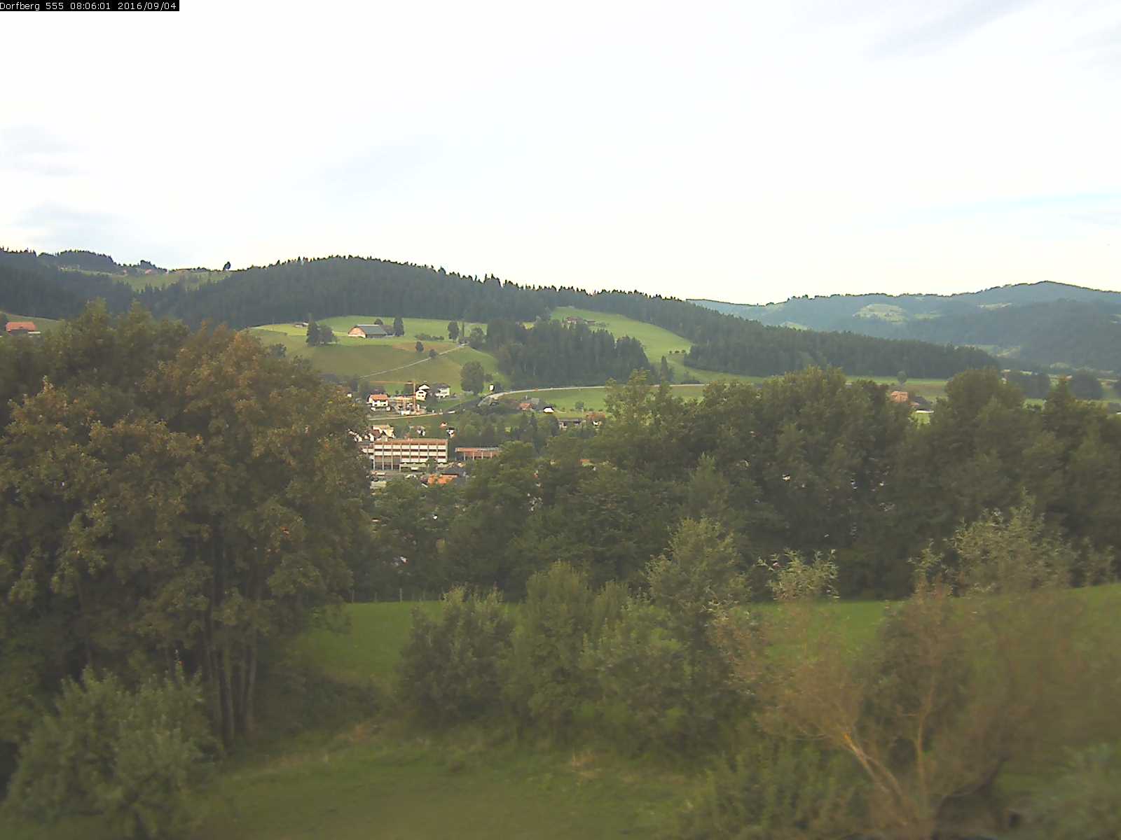 Webcam-Bild: Aussicht vom Dorfberg in Langnau 20160904-080601