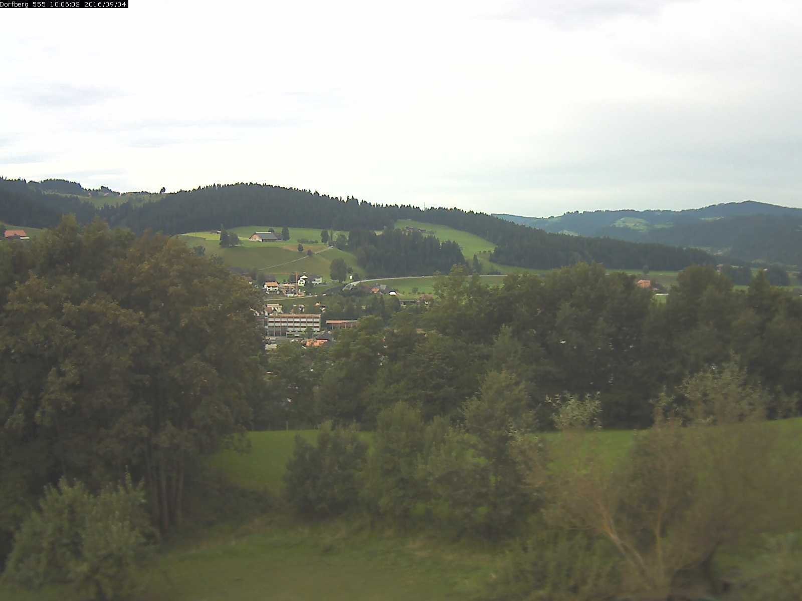 Webcam-Bild: Aussicht vom Dorfberg in Langnau 20160904-100601
