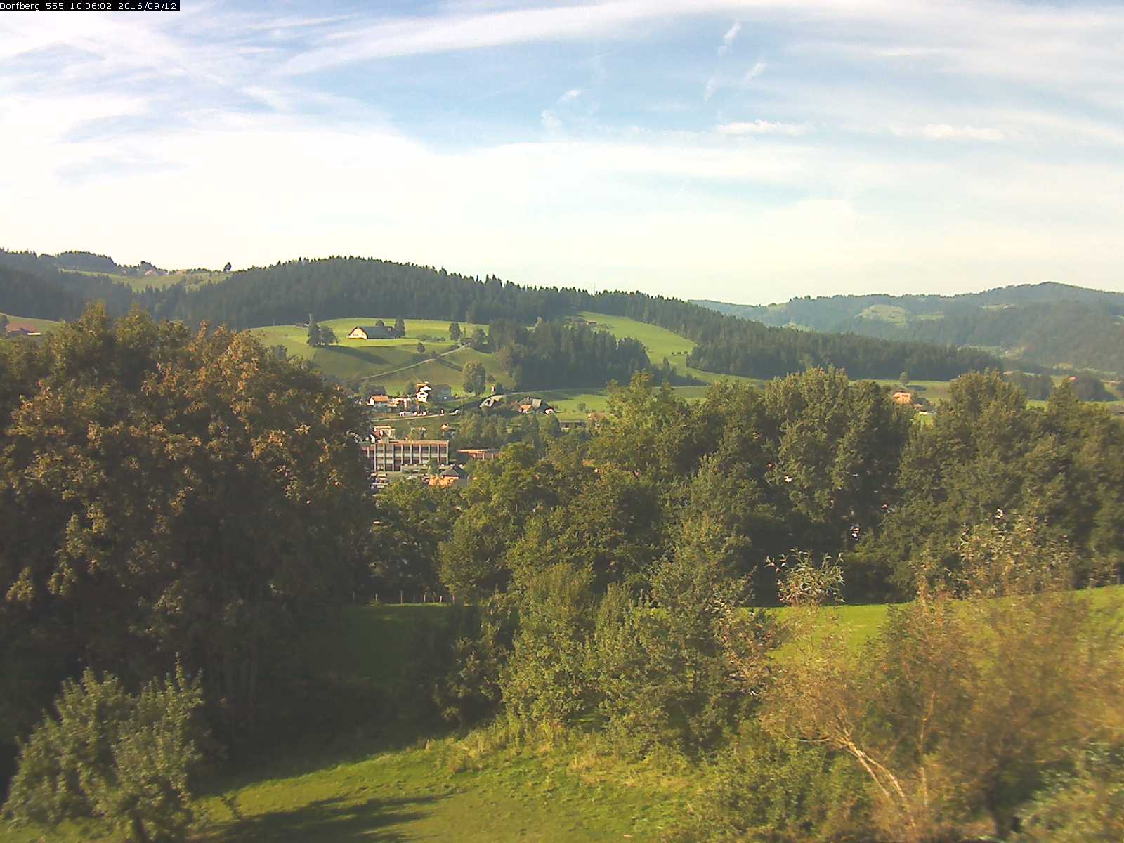 Webcam-Bild: Aussicht vom Dorfberg in Langnau 20160912-100601