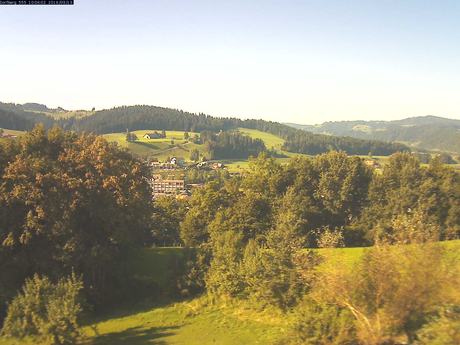 Webcam-Bild: Aussicht vom Dorfberg in Langnau 20160913-100601