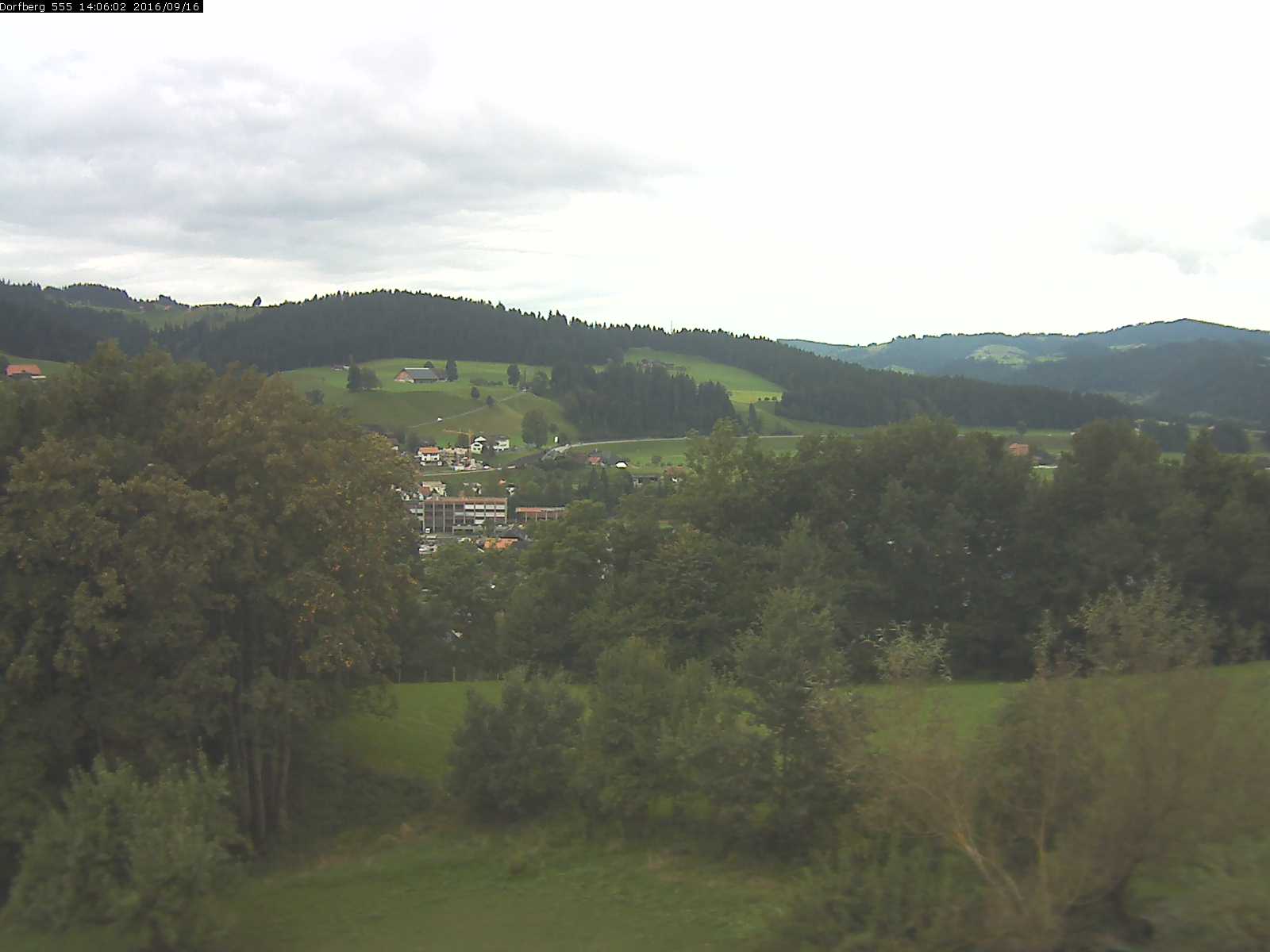 Webcam-Bild: Aussicht vom Dorfberg in Langnau 20160916-140601