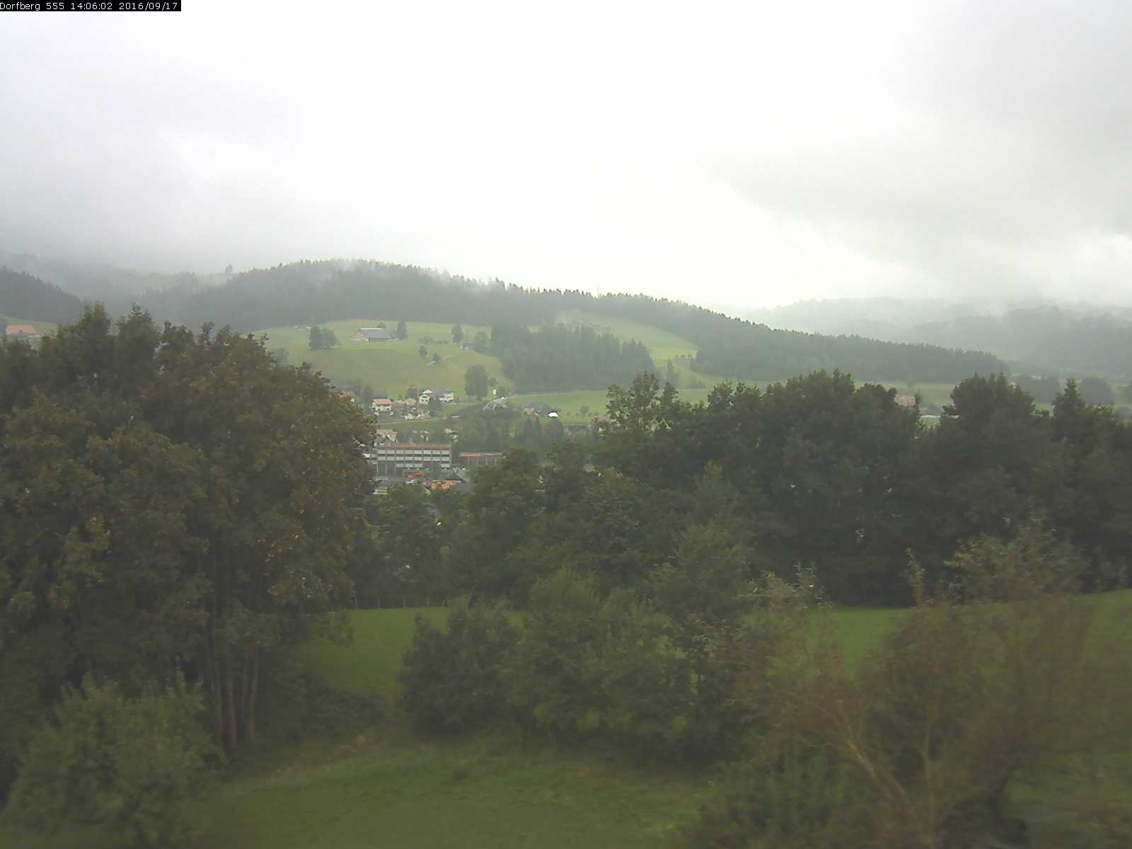 Webcam-Bild: Aussicht vom Dorfberg in Langnau 20160917-140601