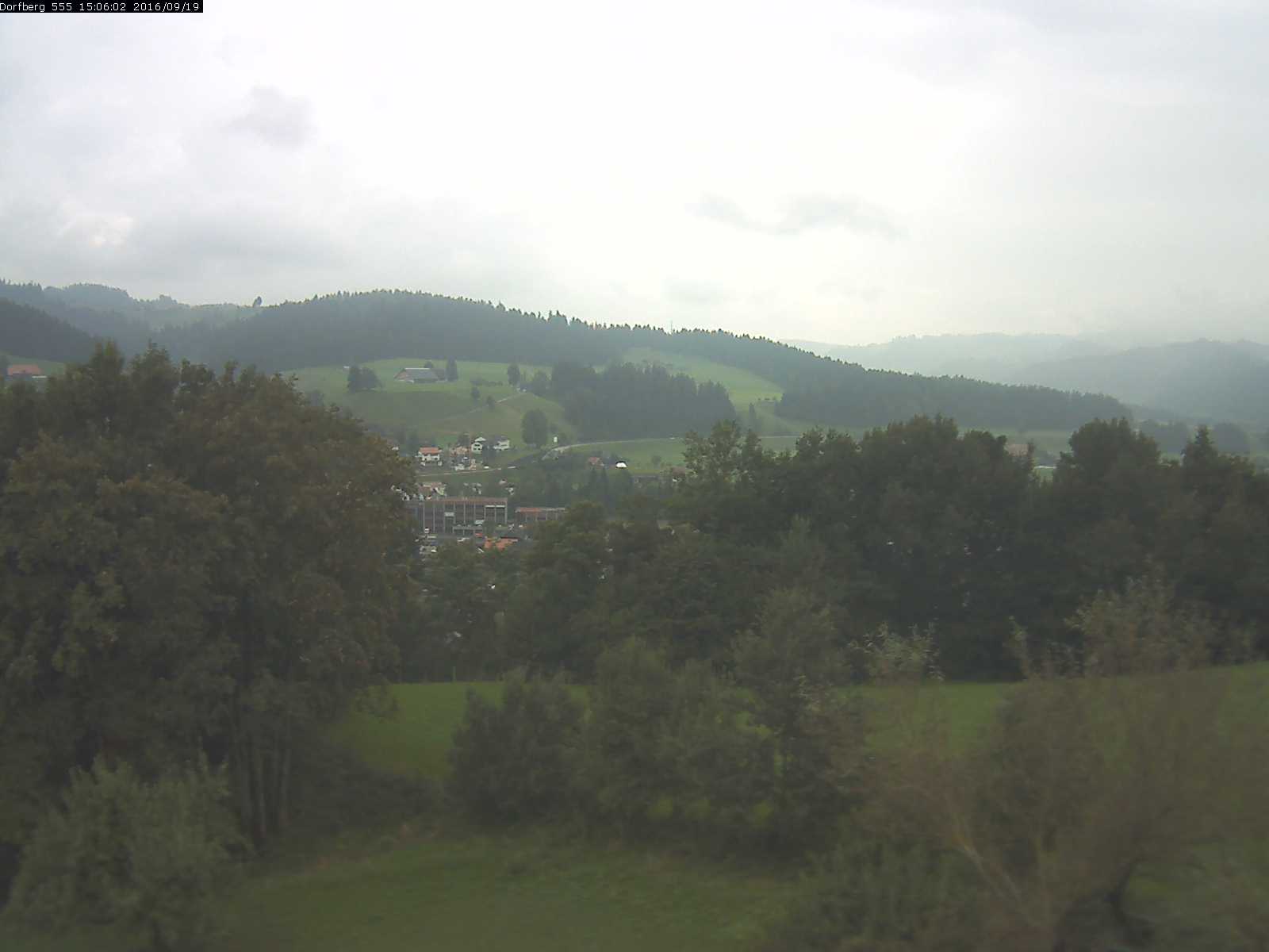Webcam-Bild: Aussicht vom Dorfberg in Langnau 20160919-150601