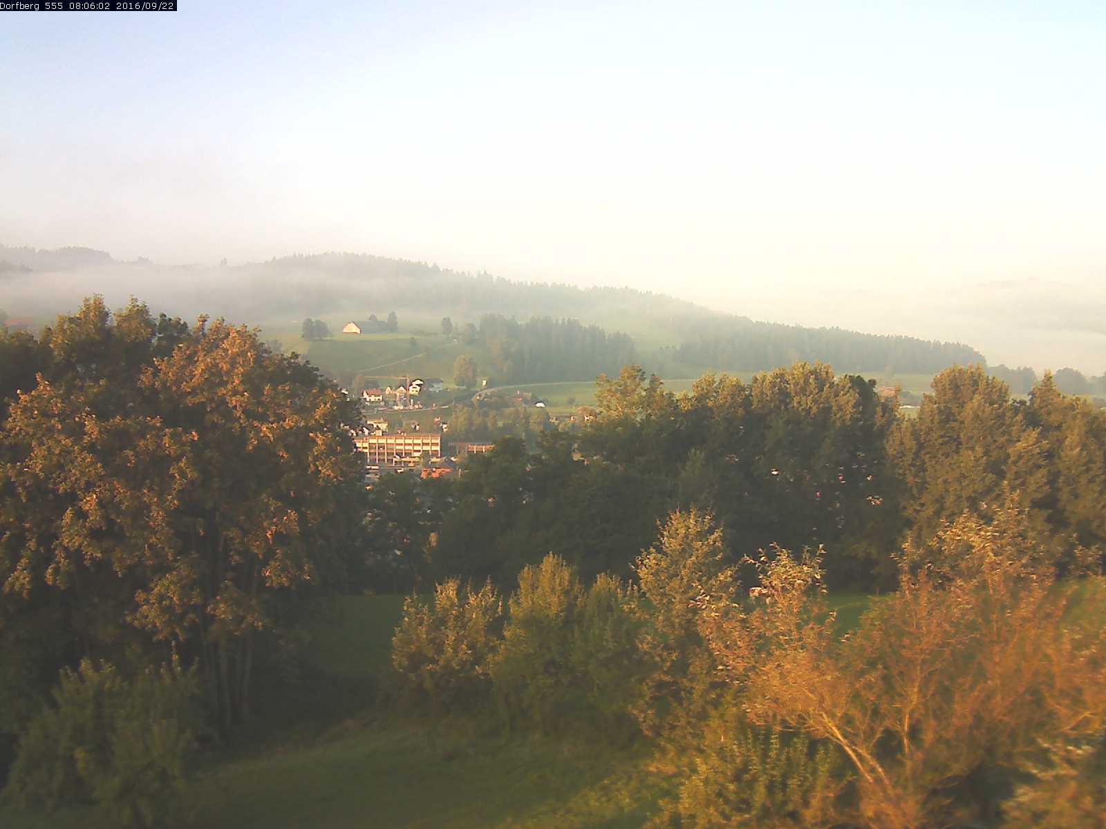 Webcam-Bild: Aussicht vom Dorfberg in Langnau 20160922-080601