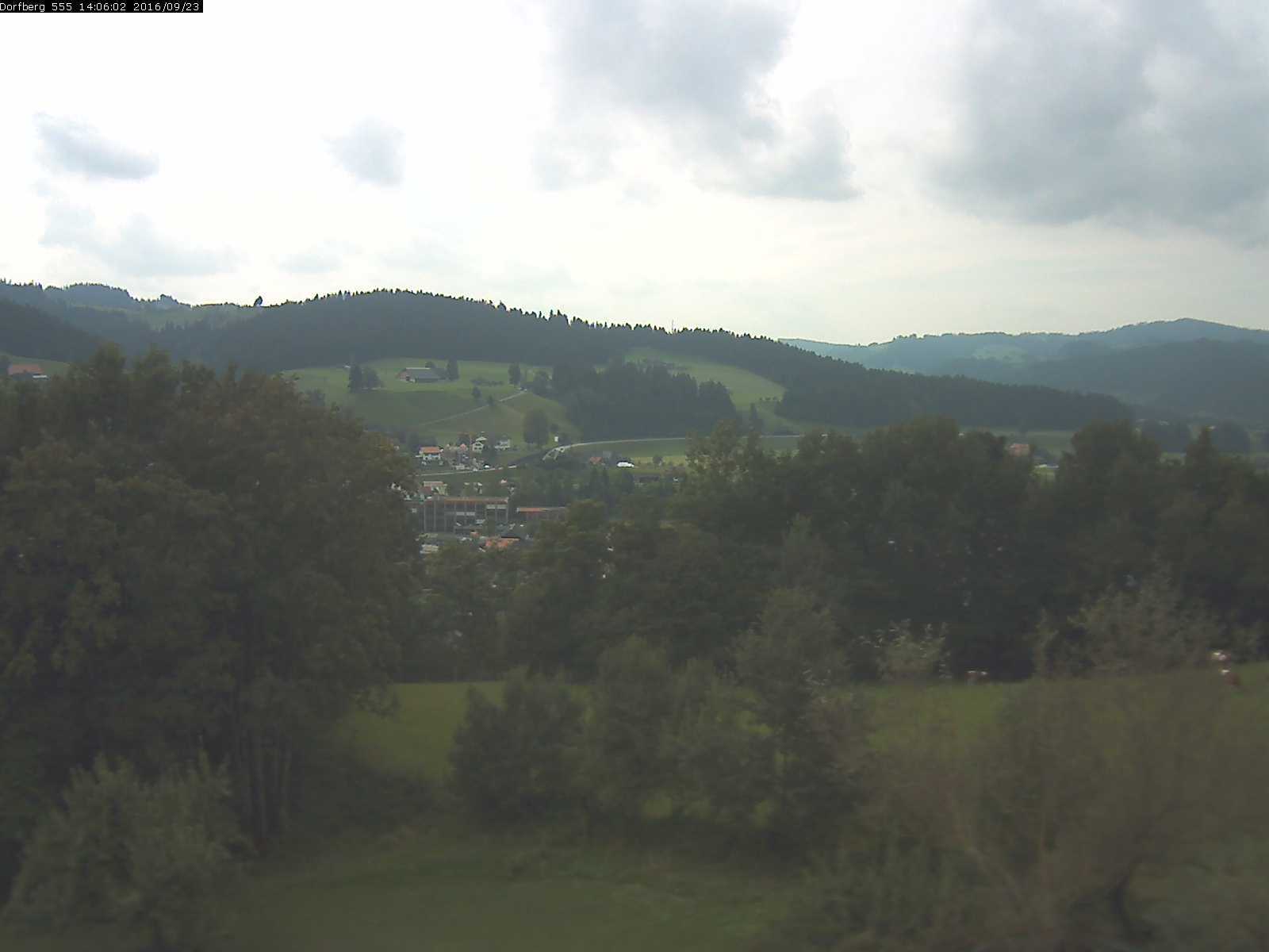 Webcam-Bild: Aussicht vom Dorfberg in Langnau 20160923-140601