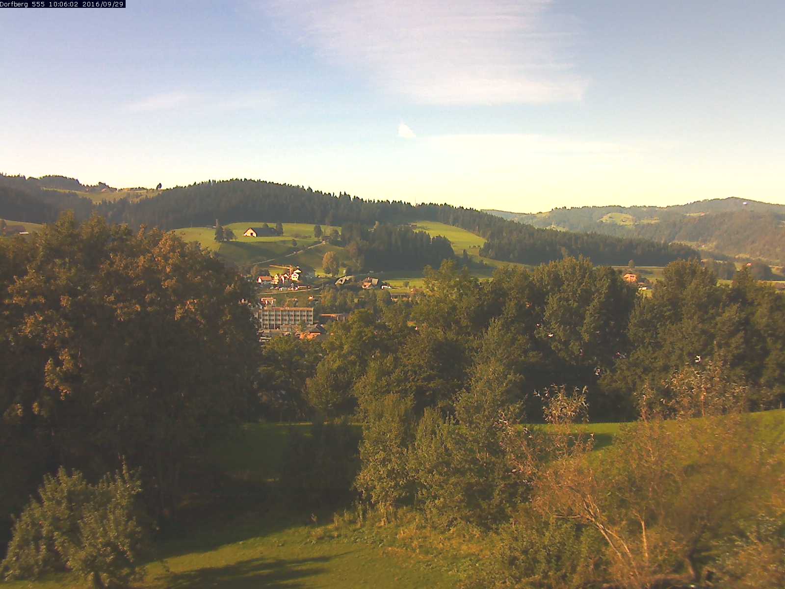 Webcam-Bild: Aussicht vom Dorfberg in Langnau 20160929-100601
