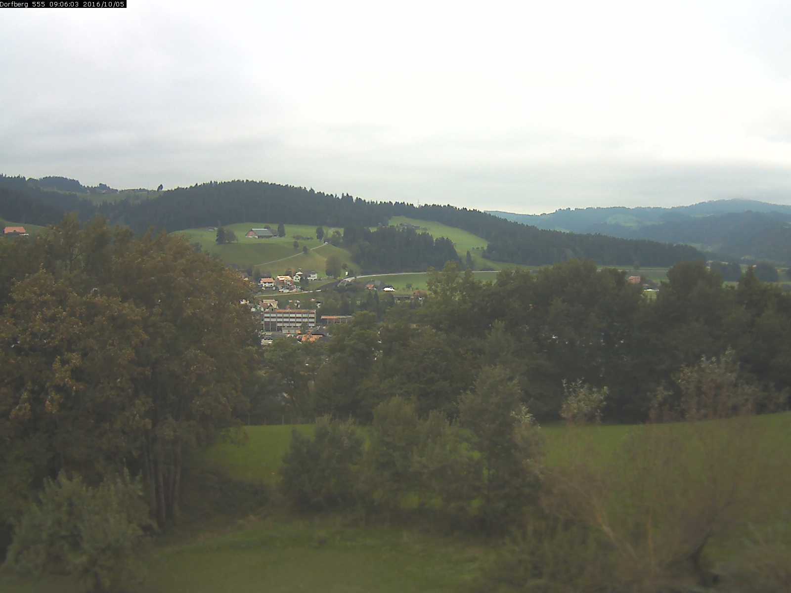 Webcam-Bild: Aussicht vom Dorfberg in Langnau 20161005-090602