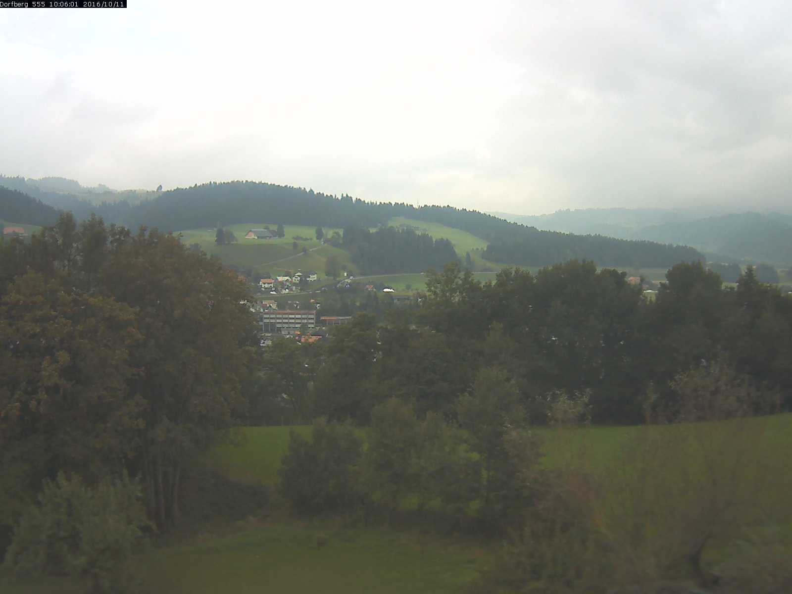 Webcam-Bild: Aussicht vom Dorfberg in Langnau 20161011-100601