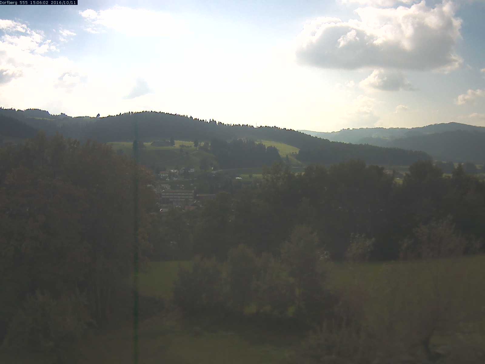 Webcam-Bild: Aussicht vom Dorfberg in Langnau 20161011-150601