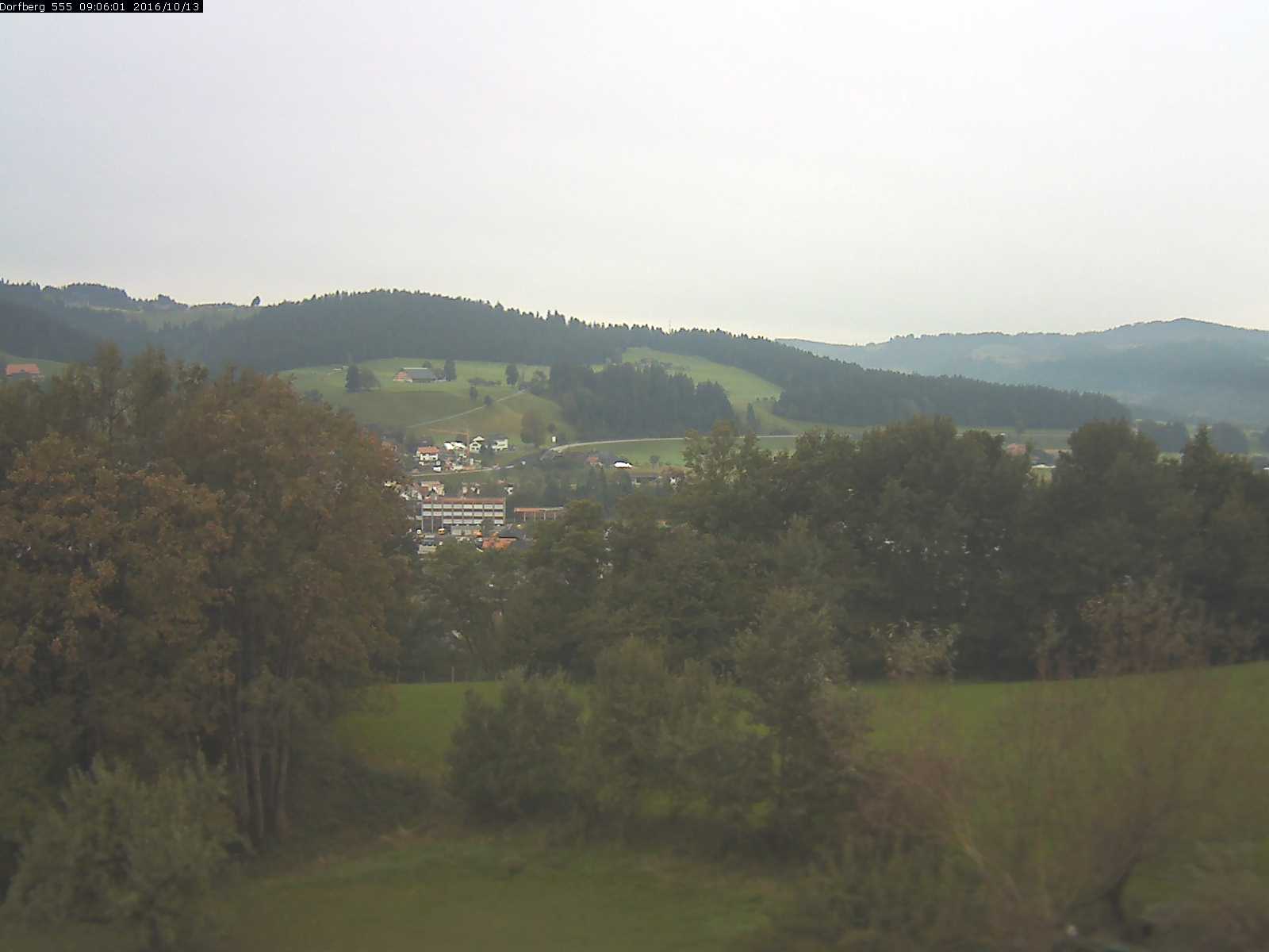 Webcam-Bild: Aussicht vom Dorfberg in Langnau 20161013-090601