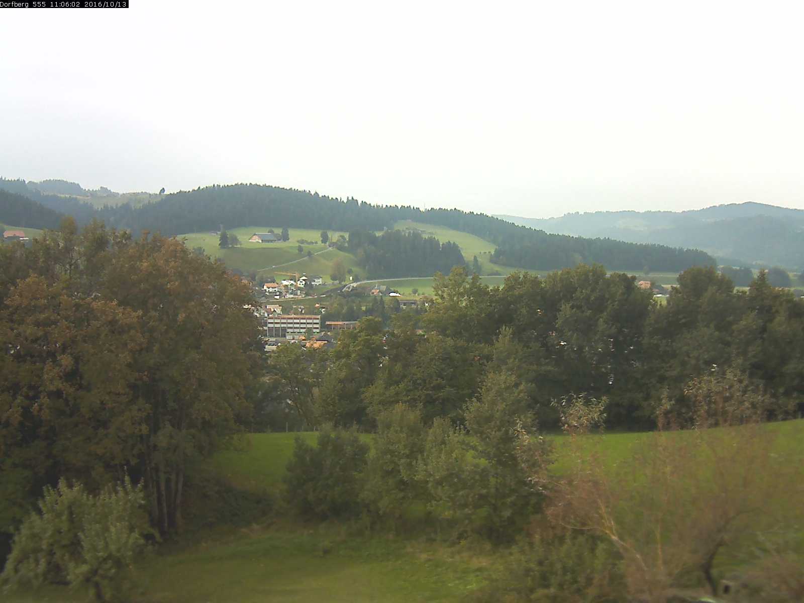 Webcam-Bild: Aussicht vom Dorfberg in Langnau 20161013-110601