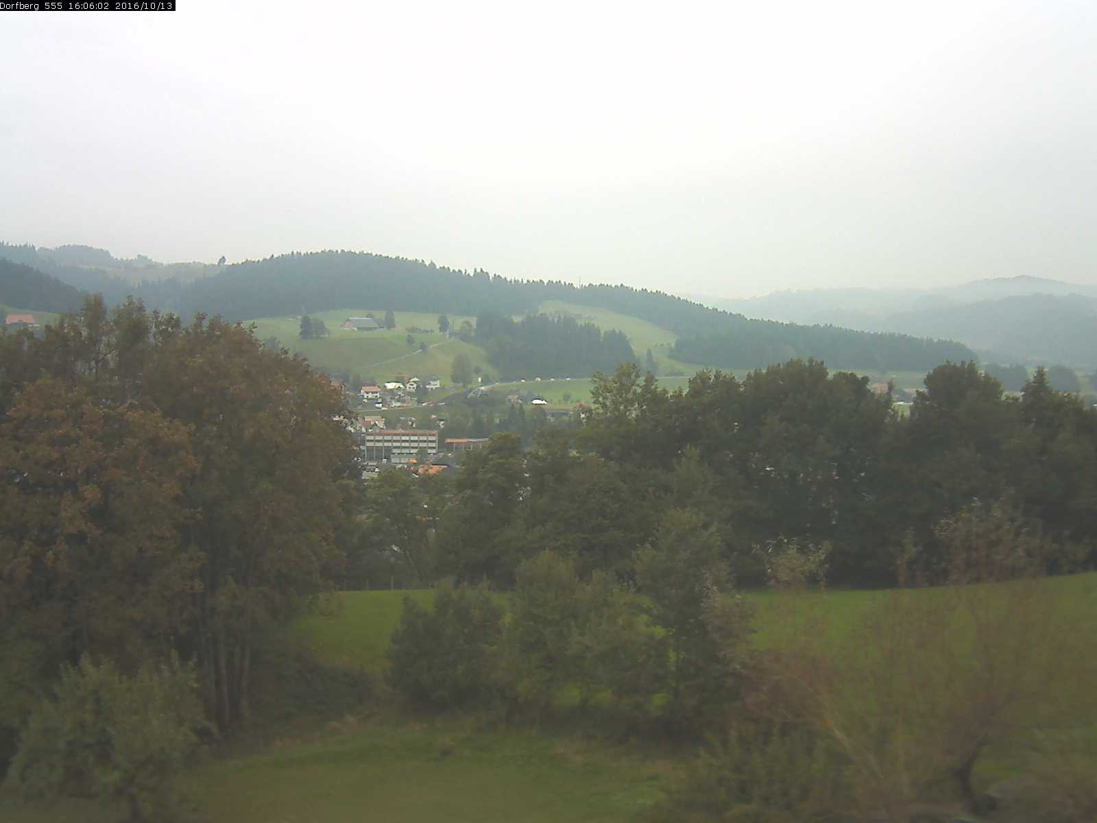 Webcam-Bild: Aussicht vom Dorfberg in Langnau 20161013-160601