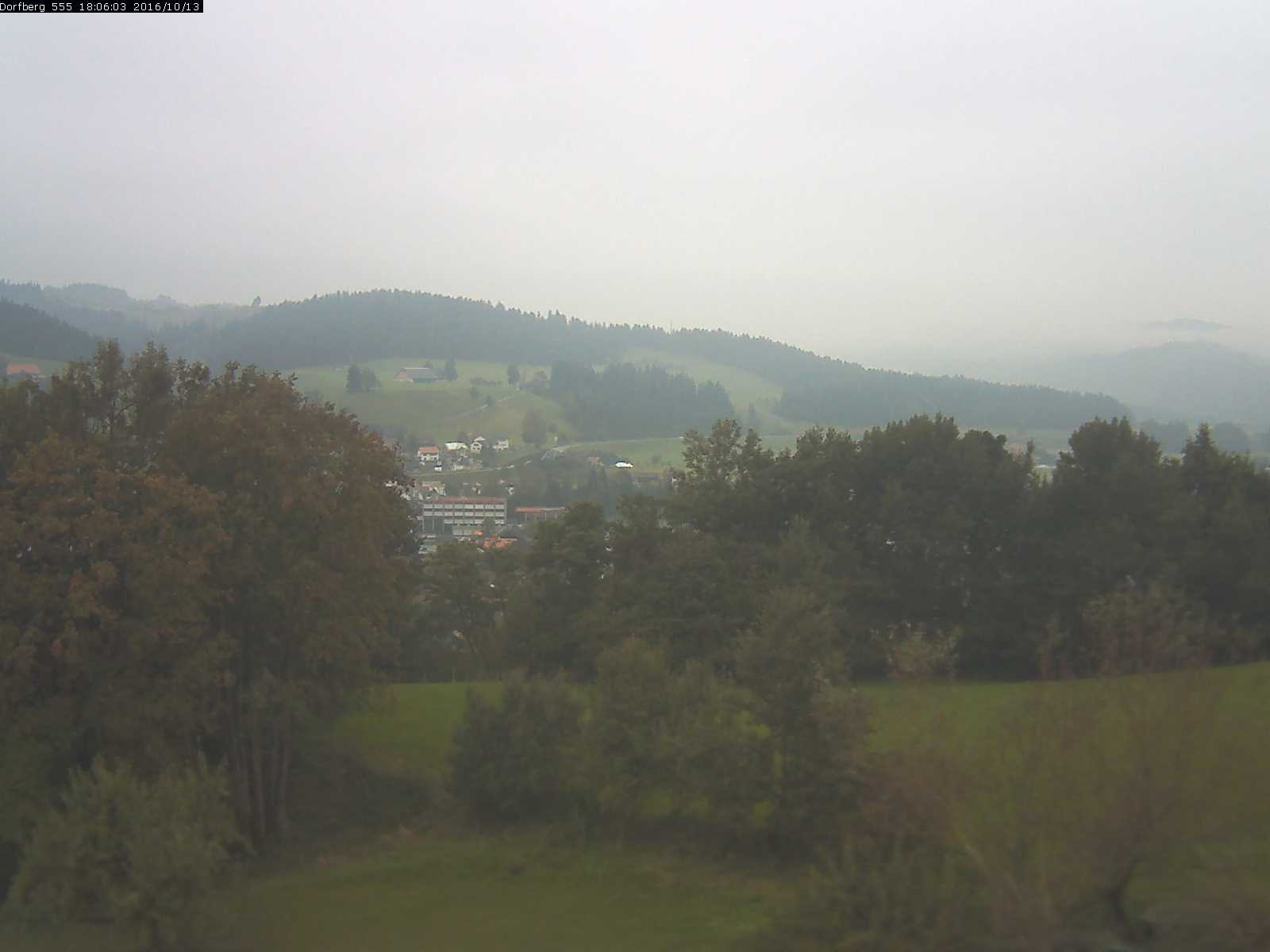 Webcam-Bild: Aussicht vom Dorfberg in Langnau 20161013-180601