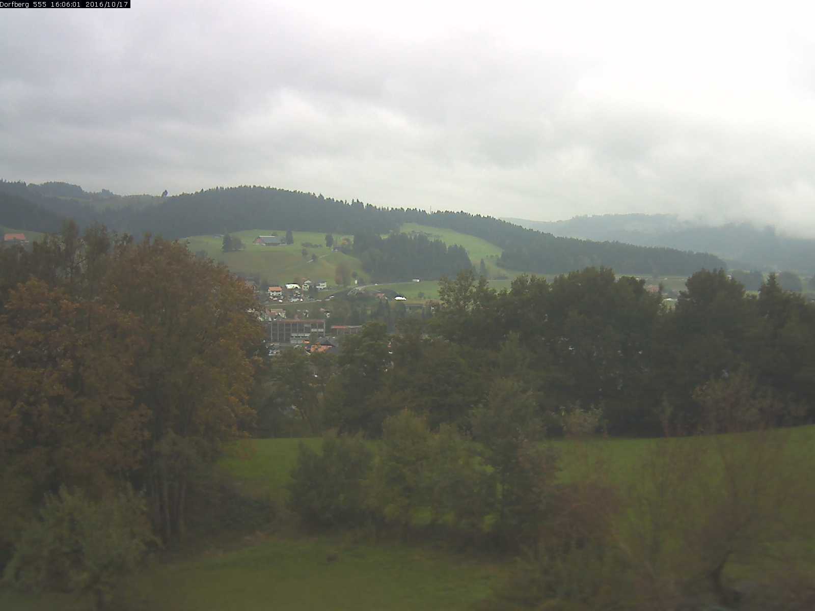 Webcam-Bild: Aussicht vom Dorfberg in Langnau 20161017-160601