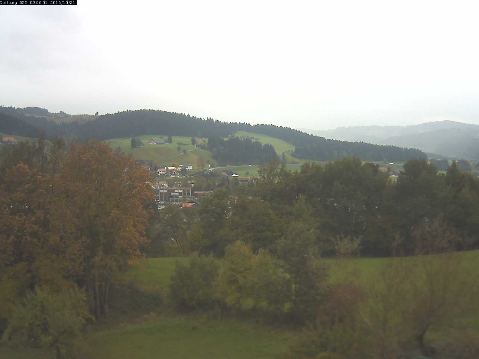 Webcam-Bild: Aussicht vom Dorfberg in Langnau 20161021-090601