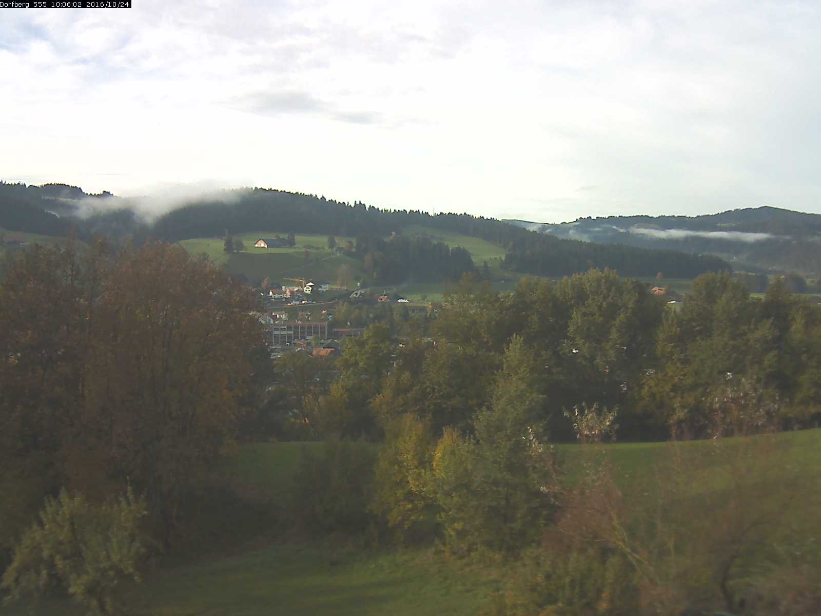 Webcam-Bild: Aussicht vom Dorfberg in Langnau 20161024-100601