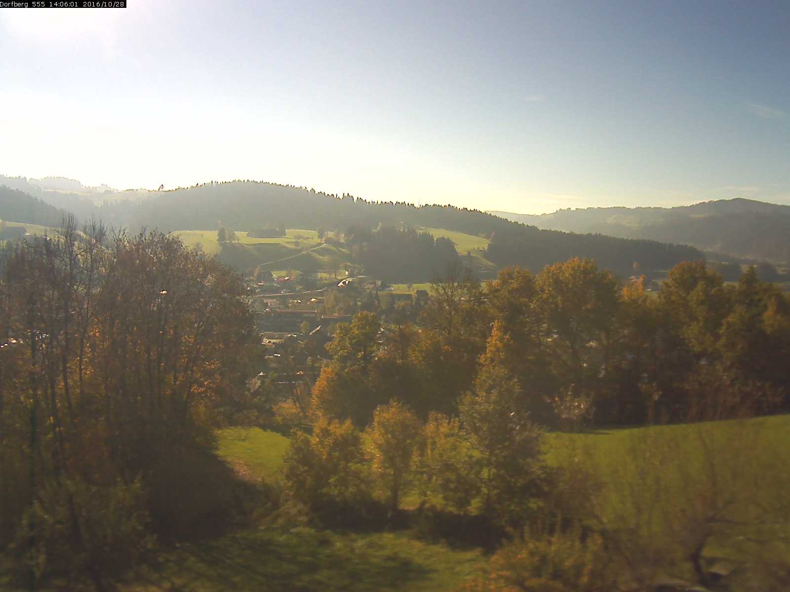 Webcam-Bild: Aussicht vom Dorfberg in Langnau 20161028-140601