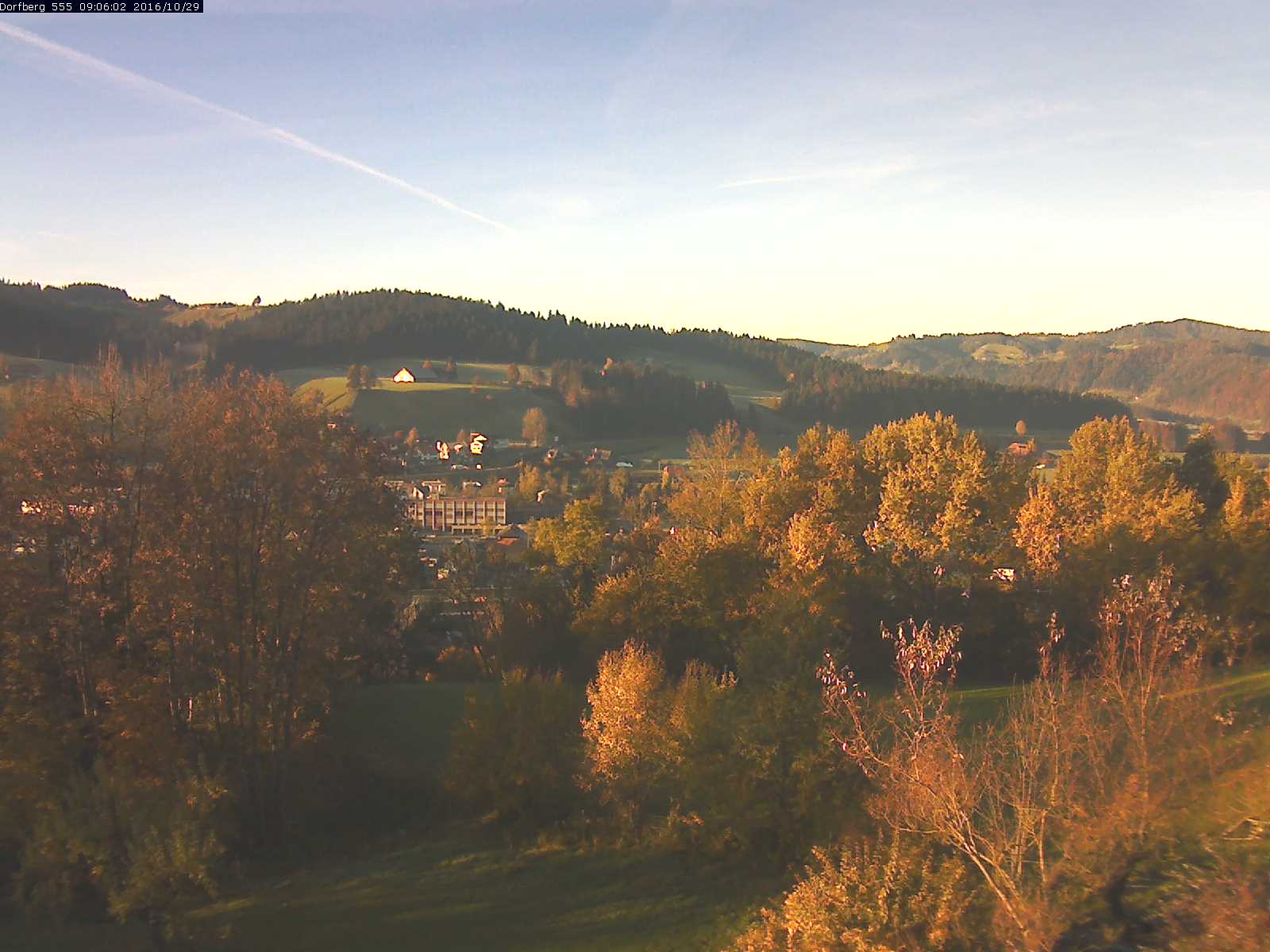 Webcam-Bild: Aussicht vom Dorfberg in Langnau 20161029-090601