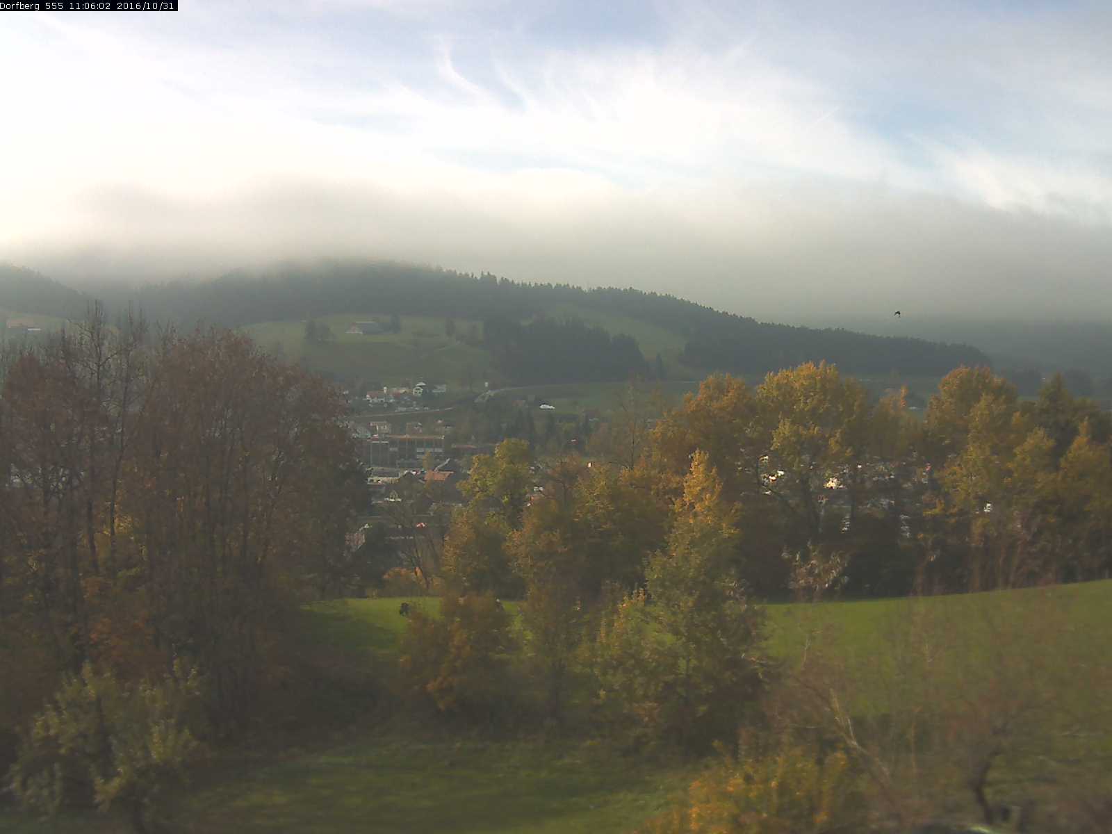 Webcam-Bild: Aussicht vom Dorfberg in Langnau 20161031-110601