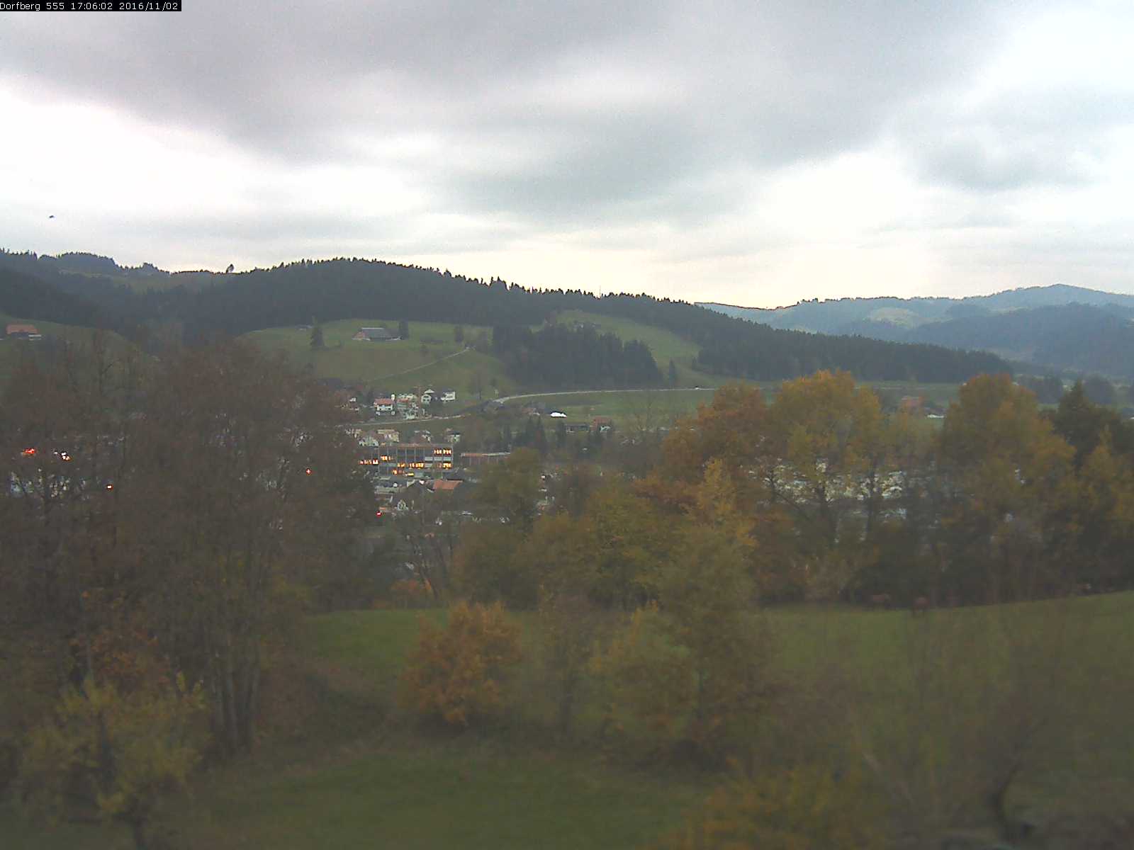 Webcam-Bild: Aussicht vom Dorfberg in Langnau 20161102-170601