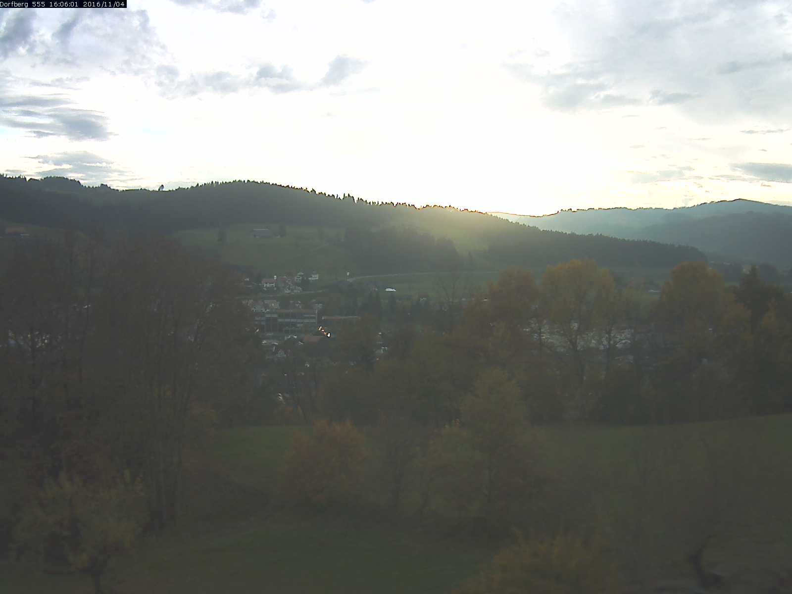 Webcam-Bild: Aussicht vom Dorfberg in Langnau 20161104-160601
