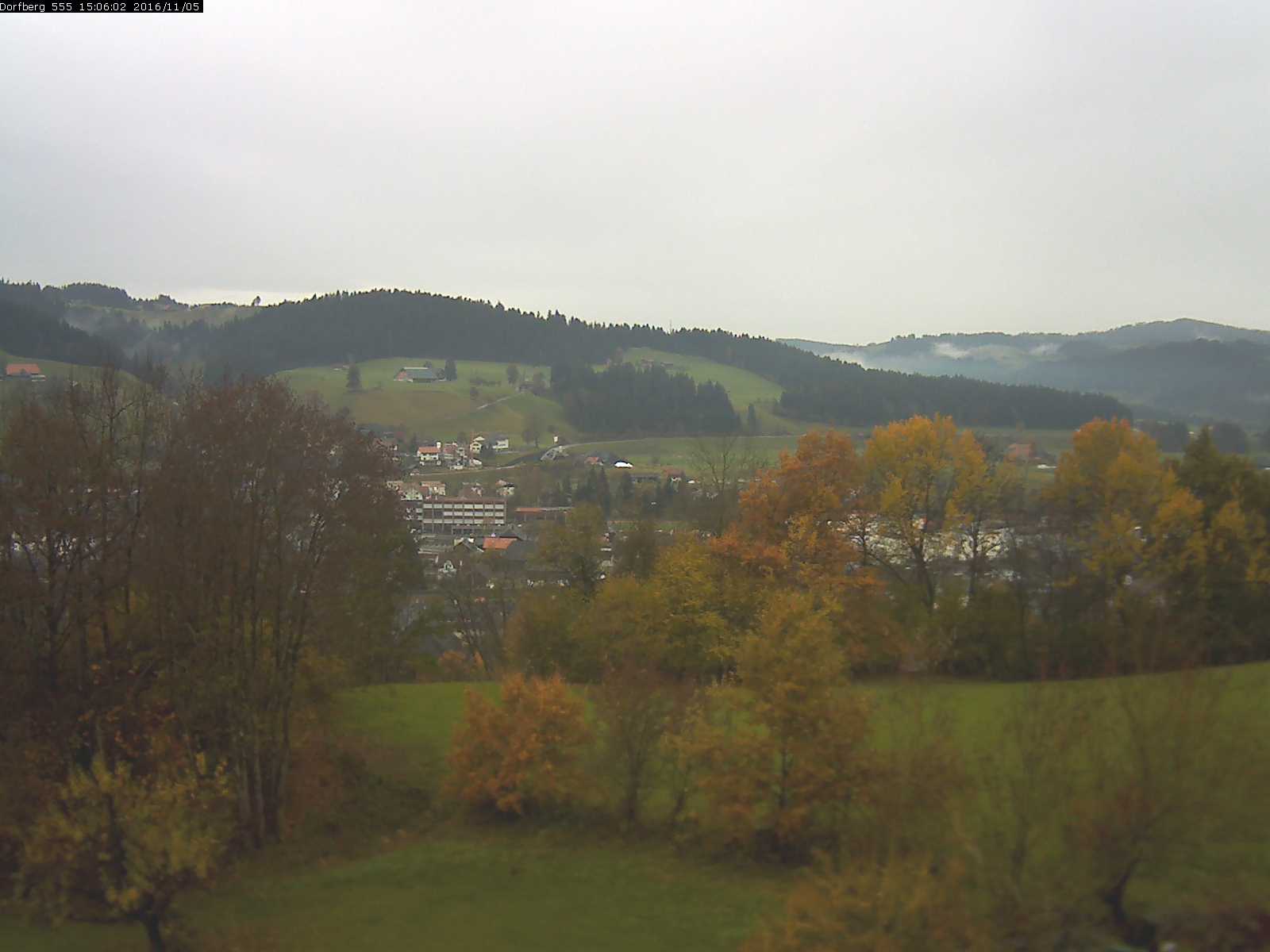Webcam-Bild: Aussicht vom Dorfberg in Langnau 20161105-150601