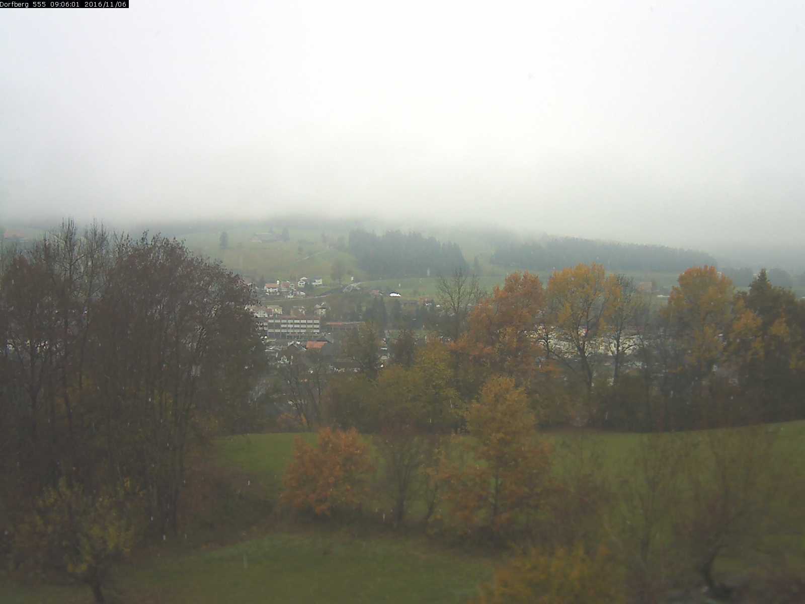 Webcam-Bild: Aussicht vom Dorfberg in Langnau 20161106-090601